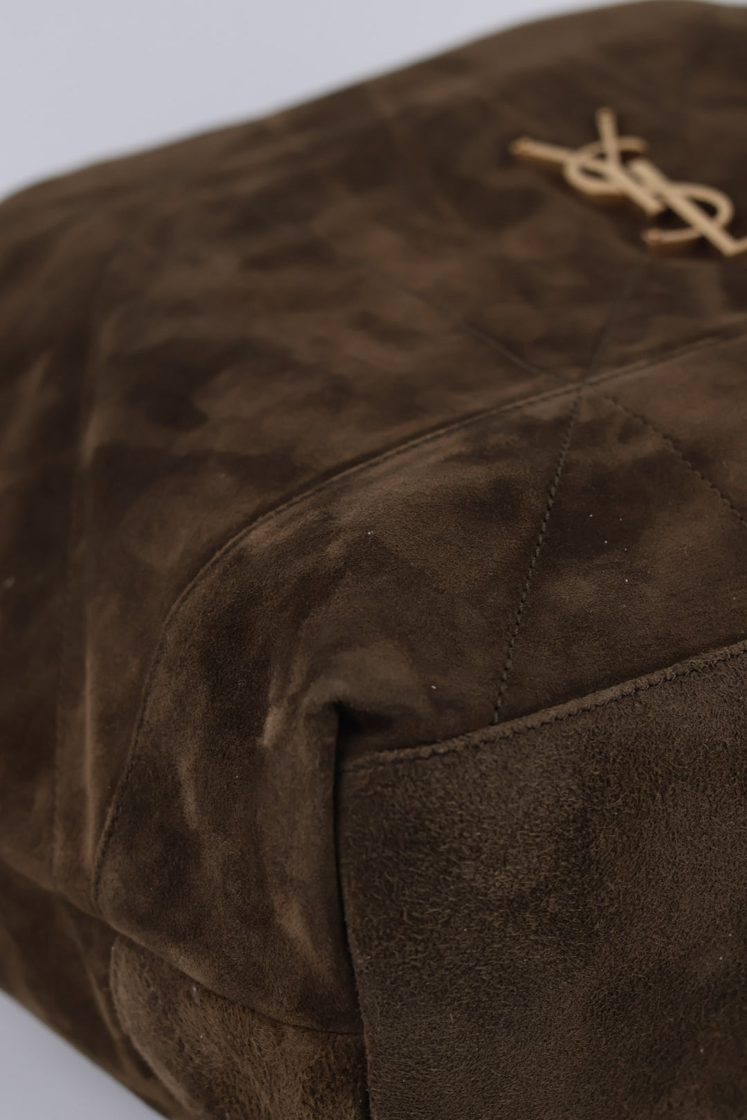 Saint Laurent Jamie Pochon Large Suede