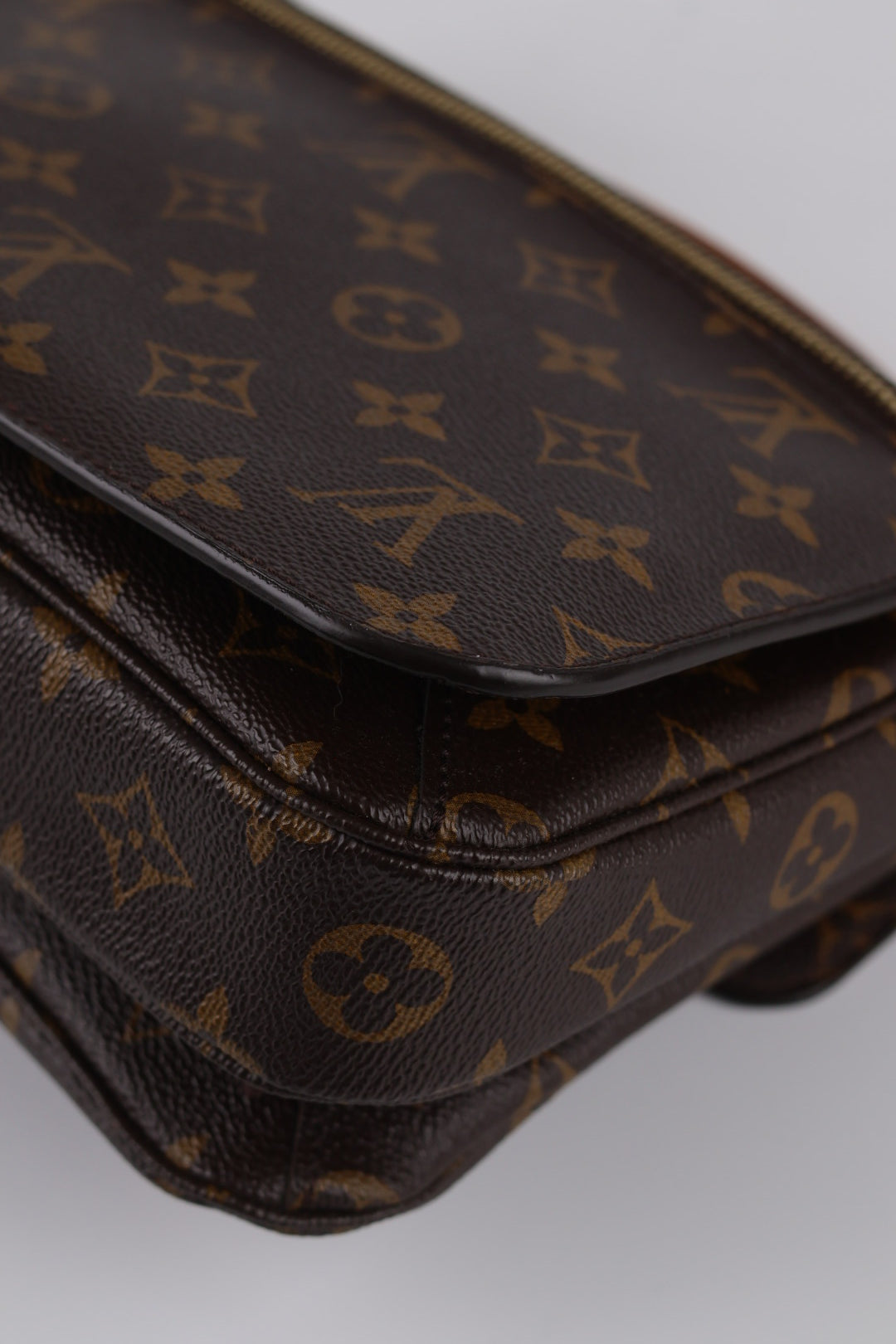 Louis Vuitton Métis Monogram