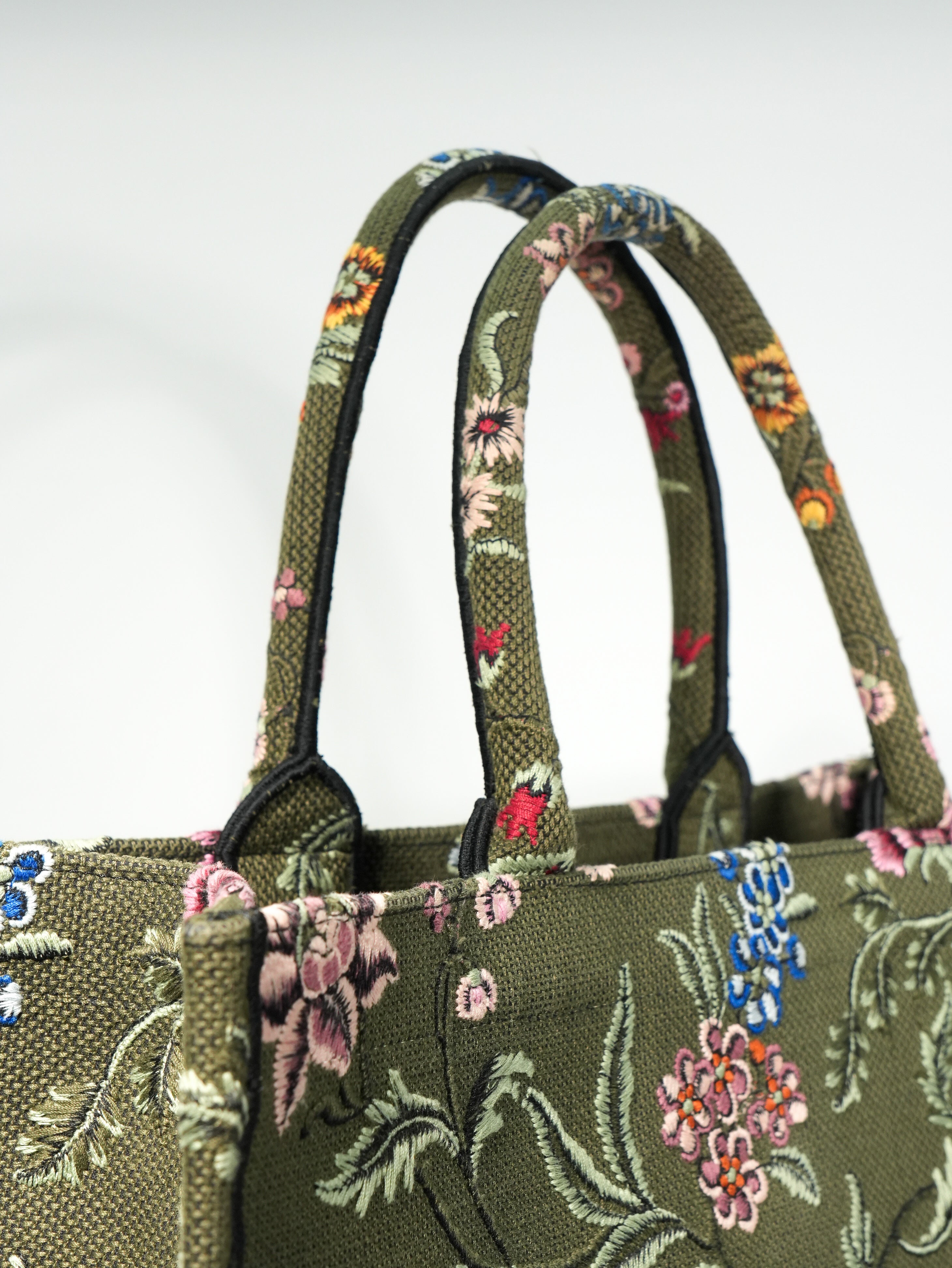 Dior Book Tote Large Floreale