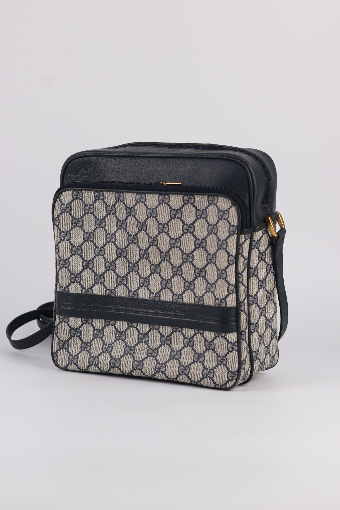 Gucci Messenger GG Supreme Vintage