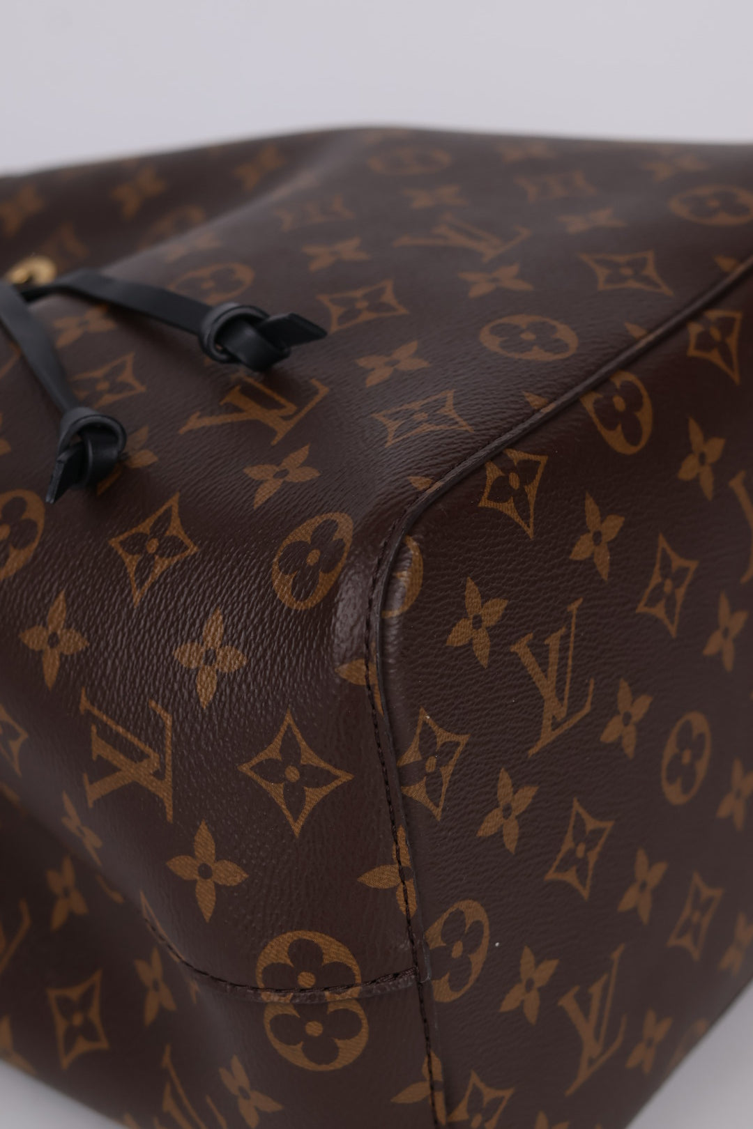 Louis Vuitton Neo Noé MM Monogram