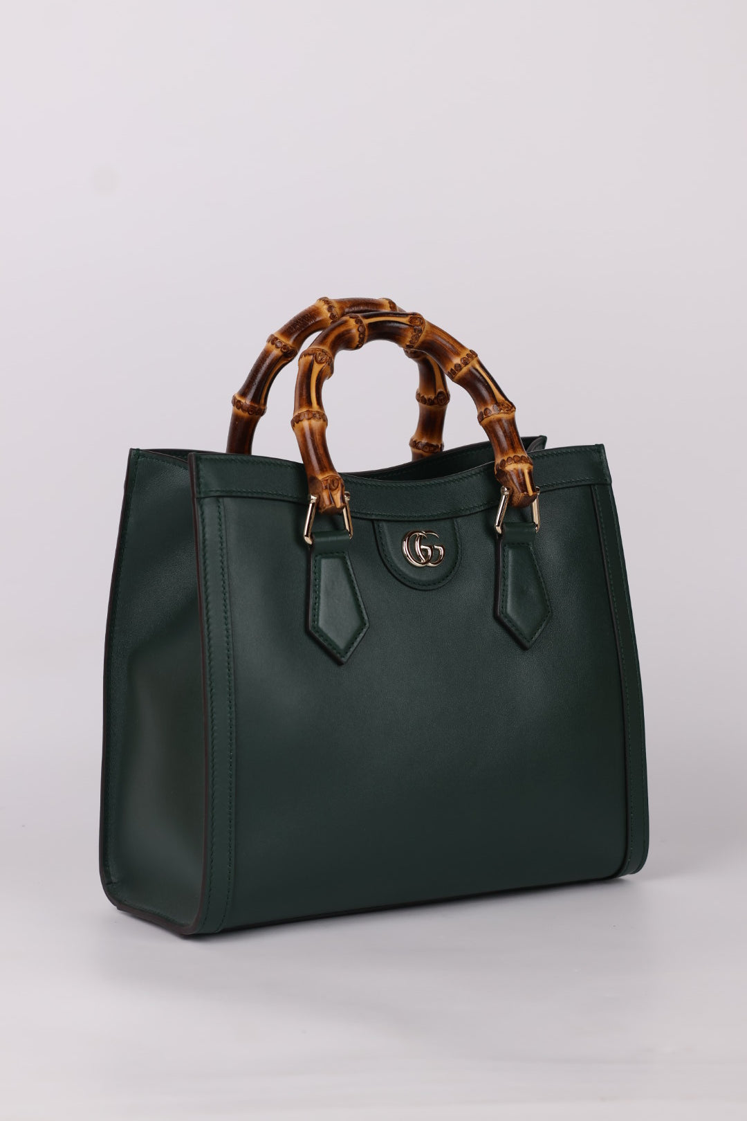 Gucci Diana Small in Pelle