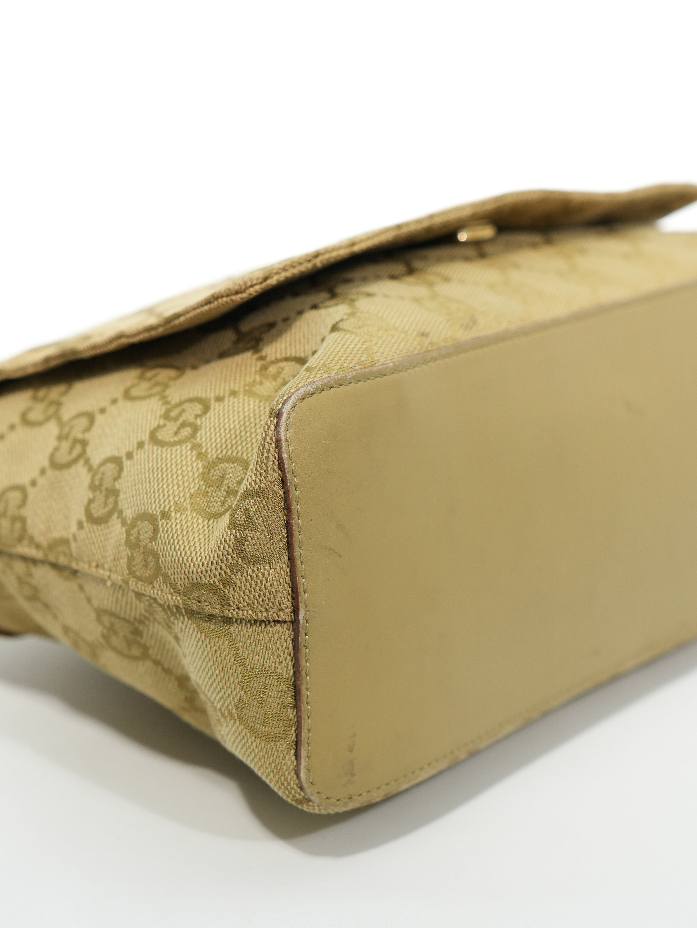 Gucci A Spalla GG Wave Vintage