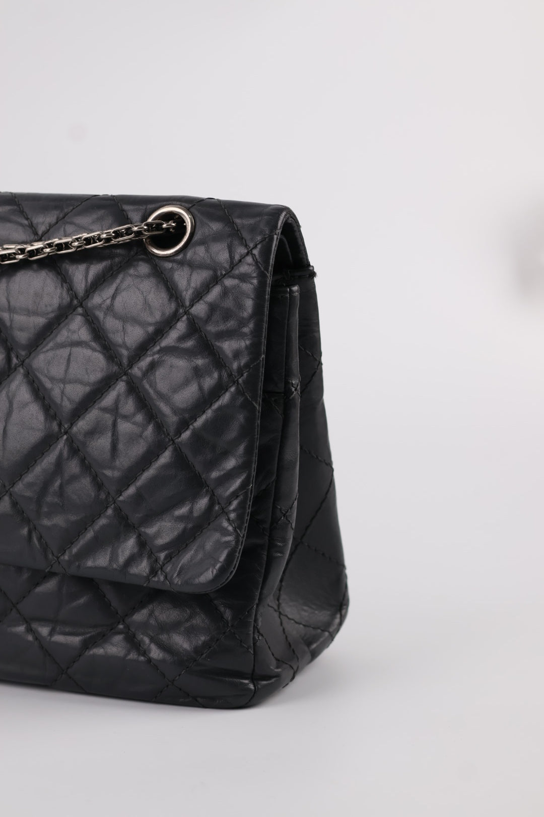 Chanel 2.55 Reissue Grande