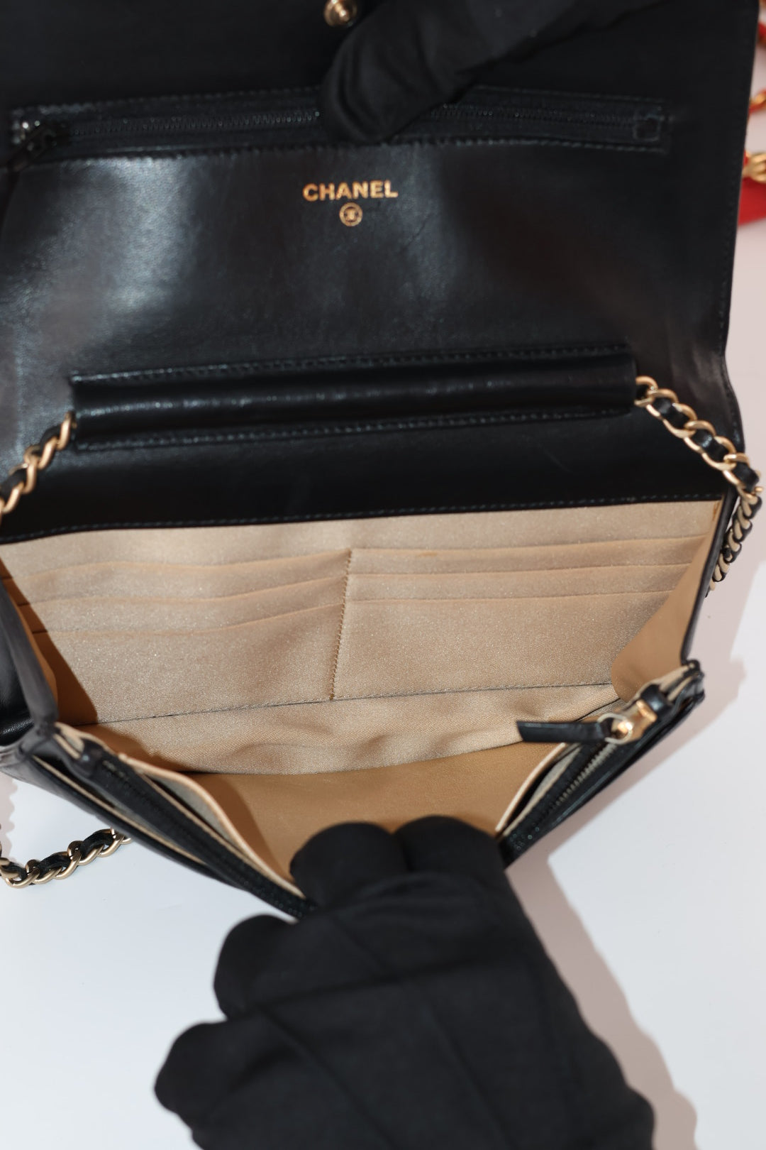 Chanel Woc in Pelle Camelia