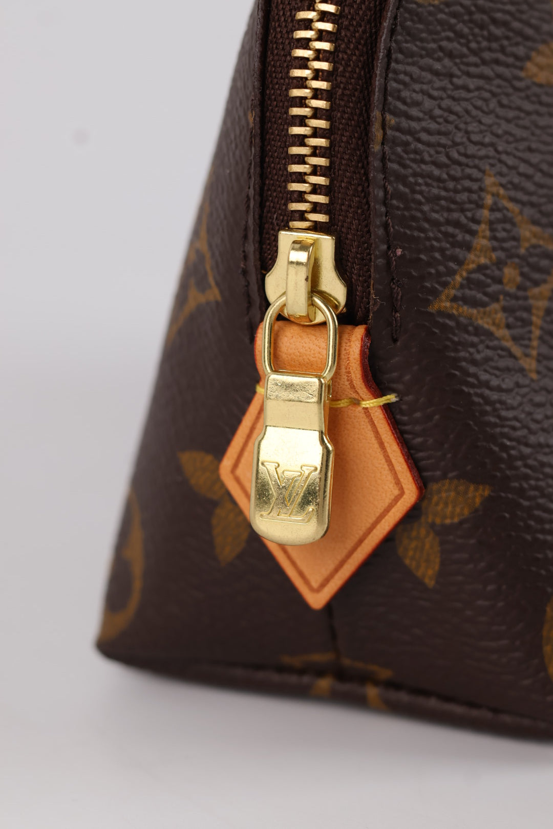 Louis Vuitton Pochette Cosmetique Pm