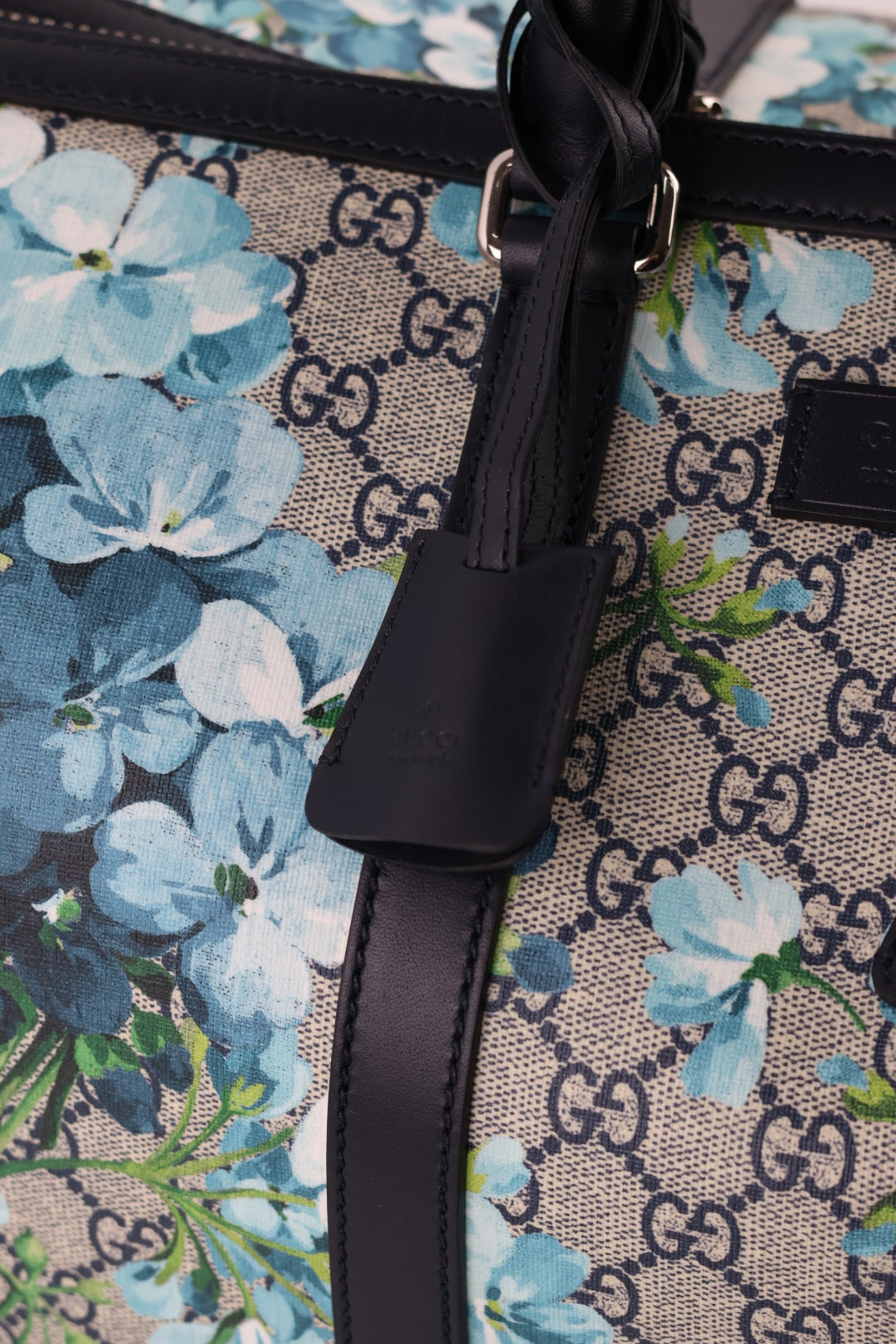 Gucci Borsone Bloom GG Supreme