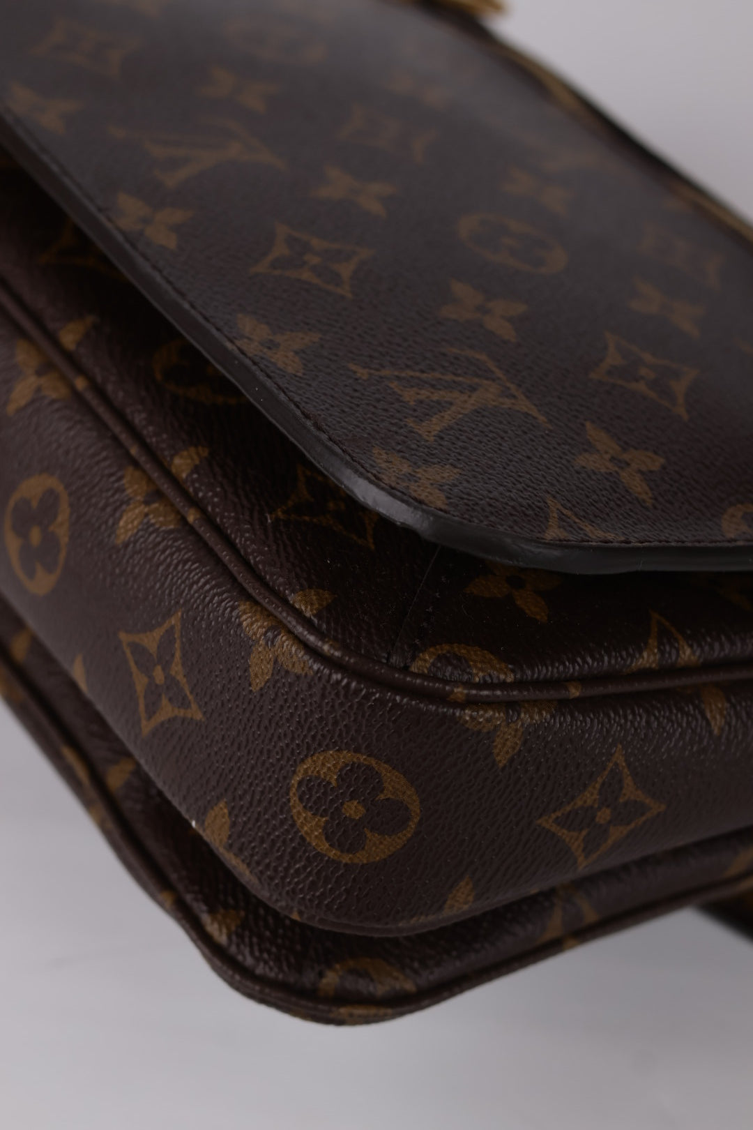 Louis Vuitton Métis Monogram