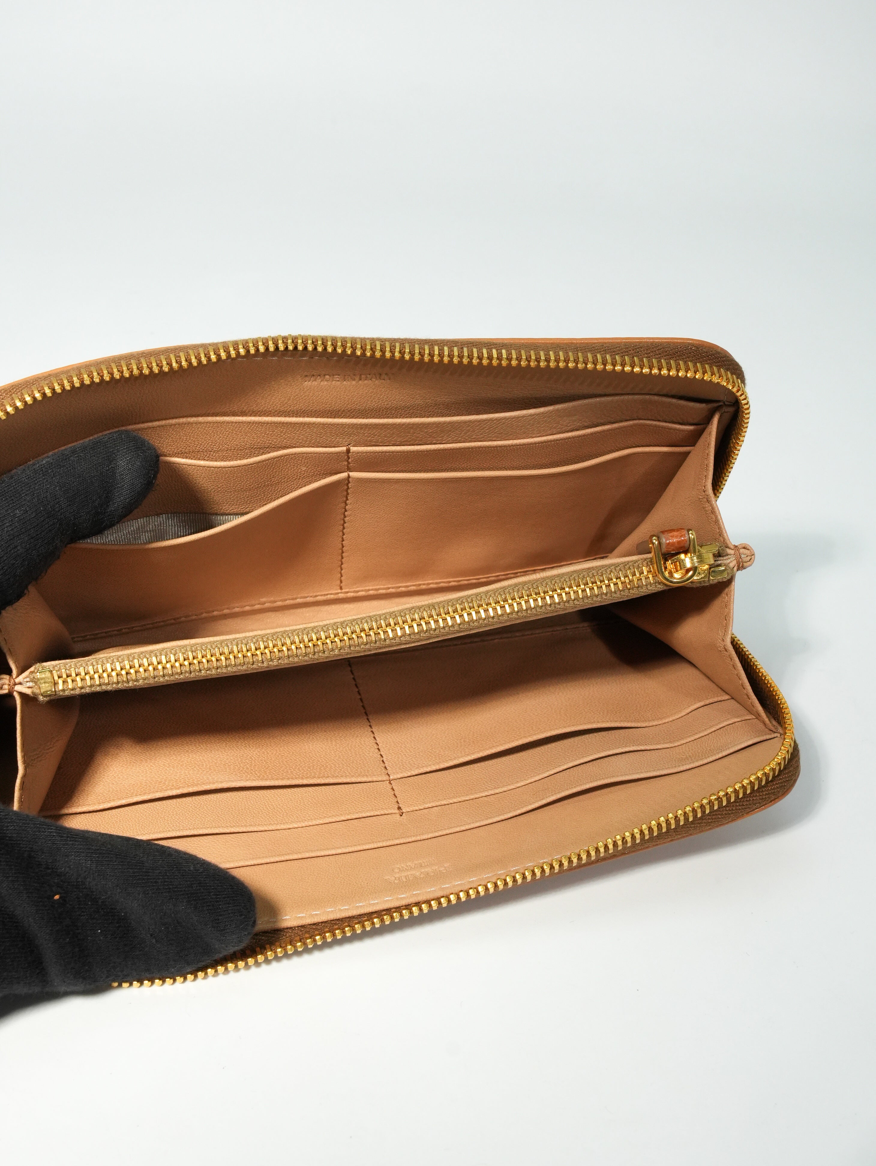 Prada Portafoglio Lungo Zippy