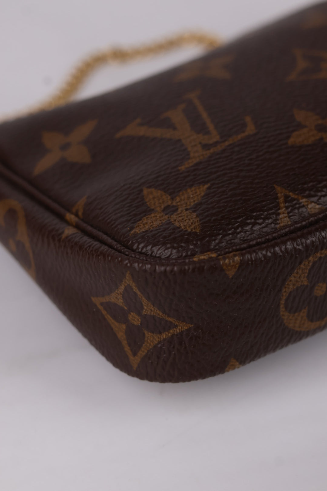 Louis Vuitton Mini Accessoires Monogram