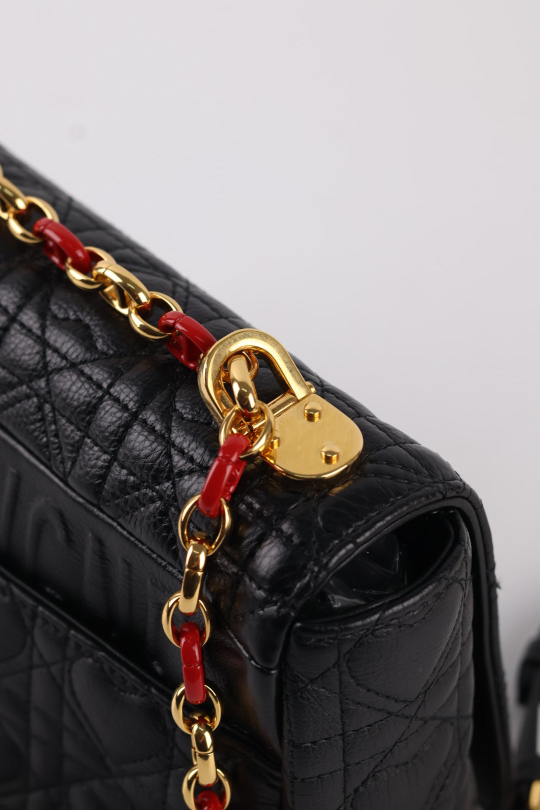 Dior Caro Media Dioramour