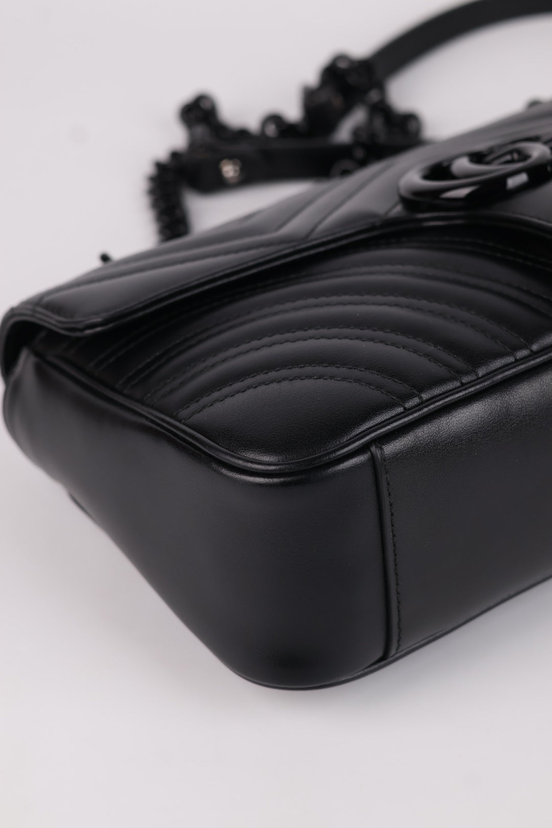 Gucci Marmont Media Total Black