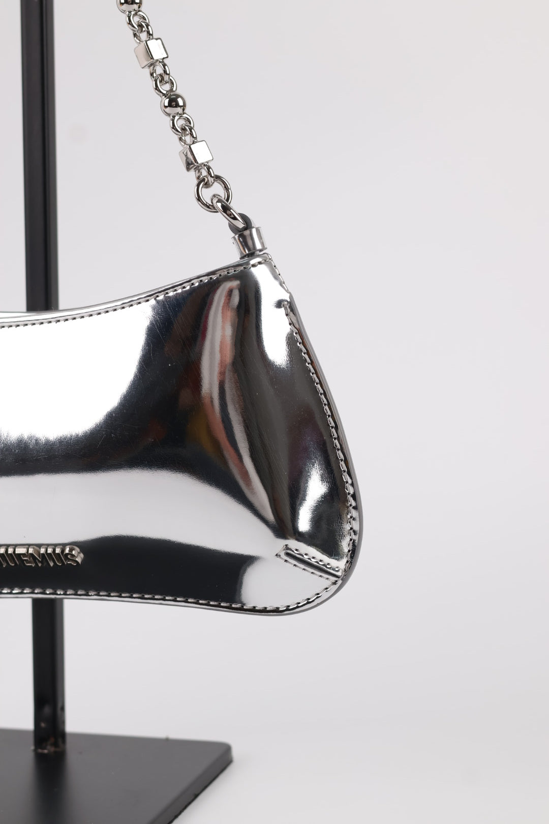 Jacquemus Le Petite Bisou