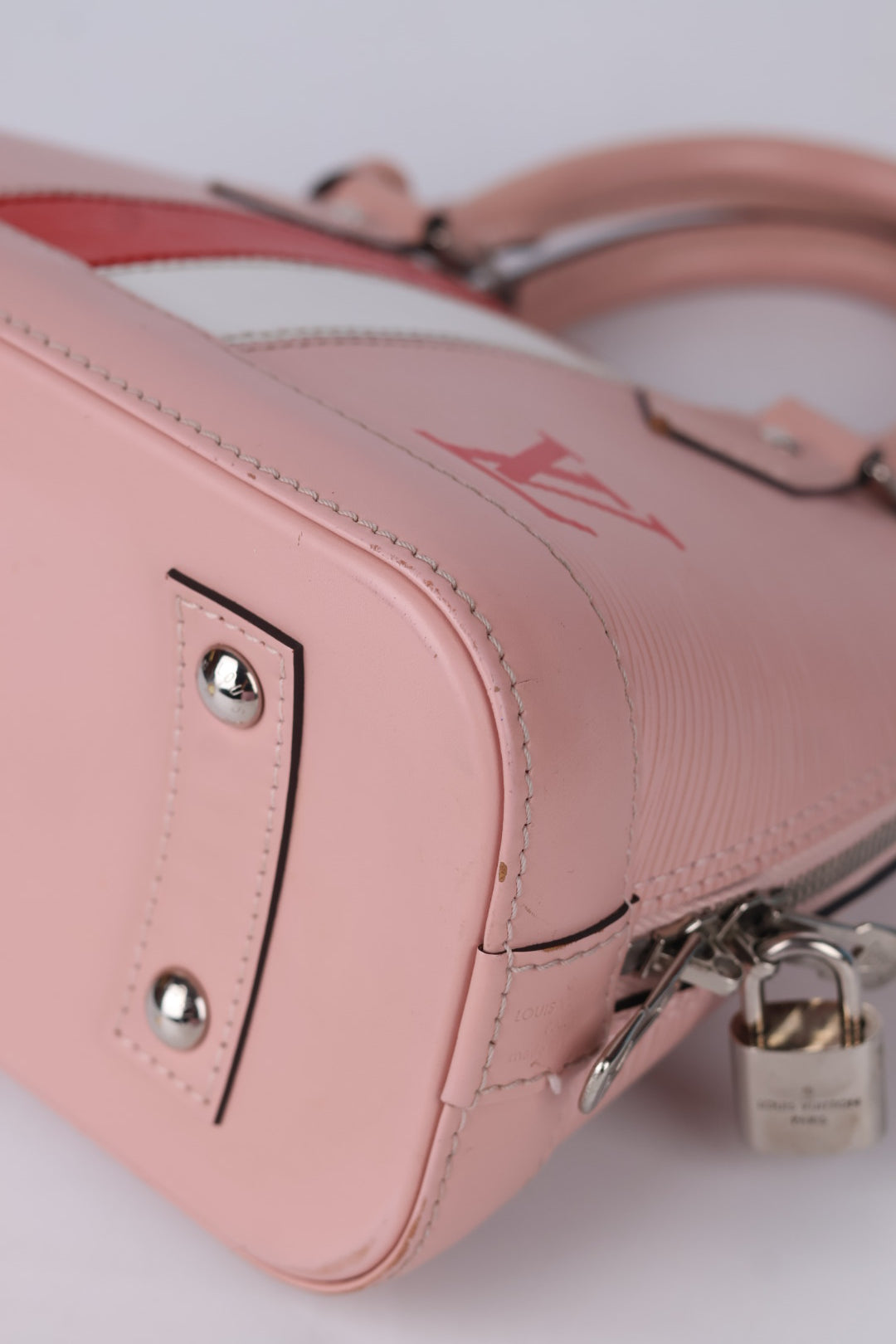 Louis Vuitton Alma BB Epi