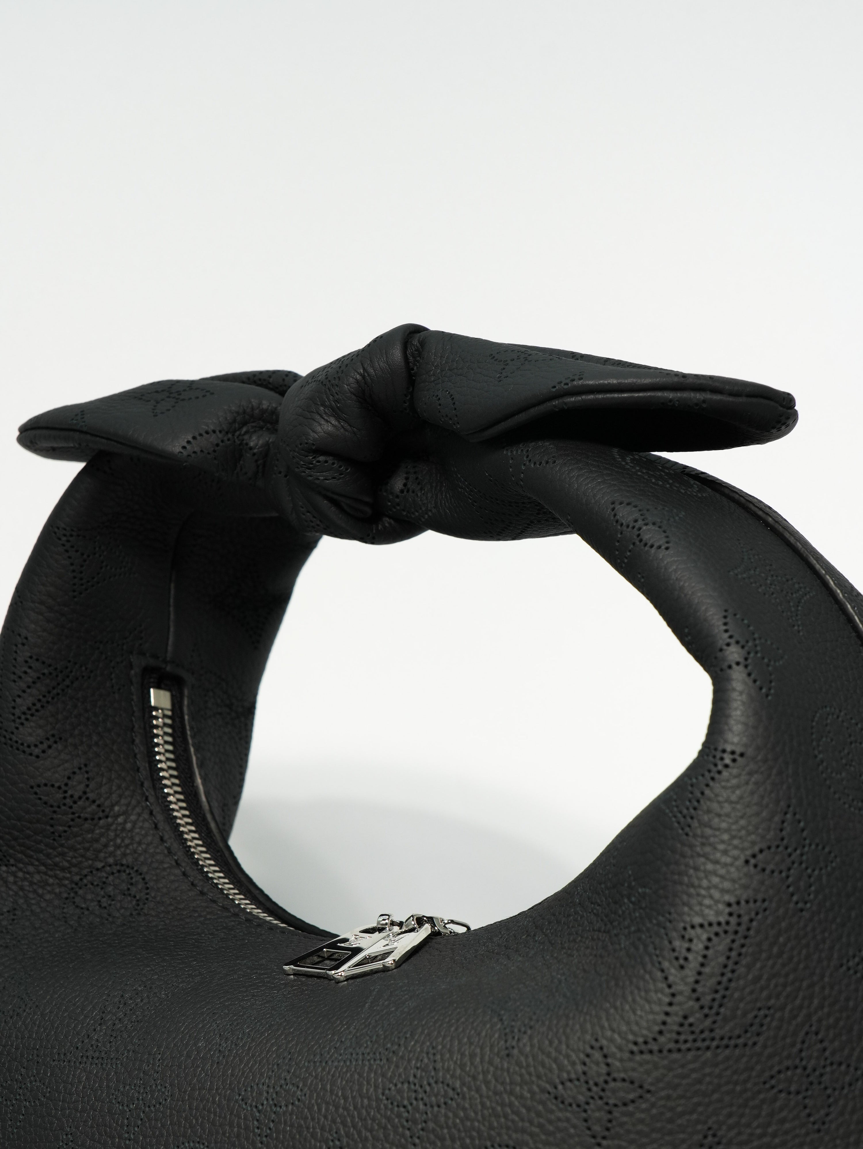 Louis Vuitton Why Knot PM Mahina