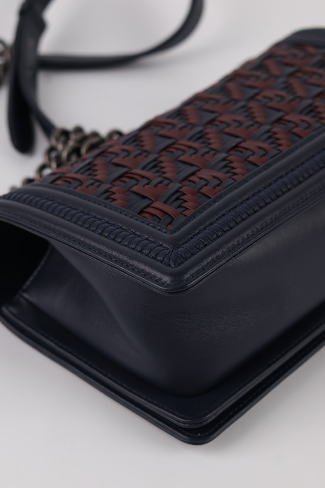 Chanel Boy in Pelle Intrecciata