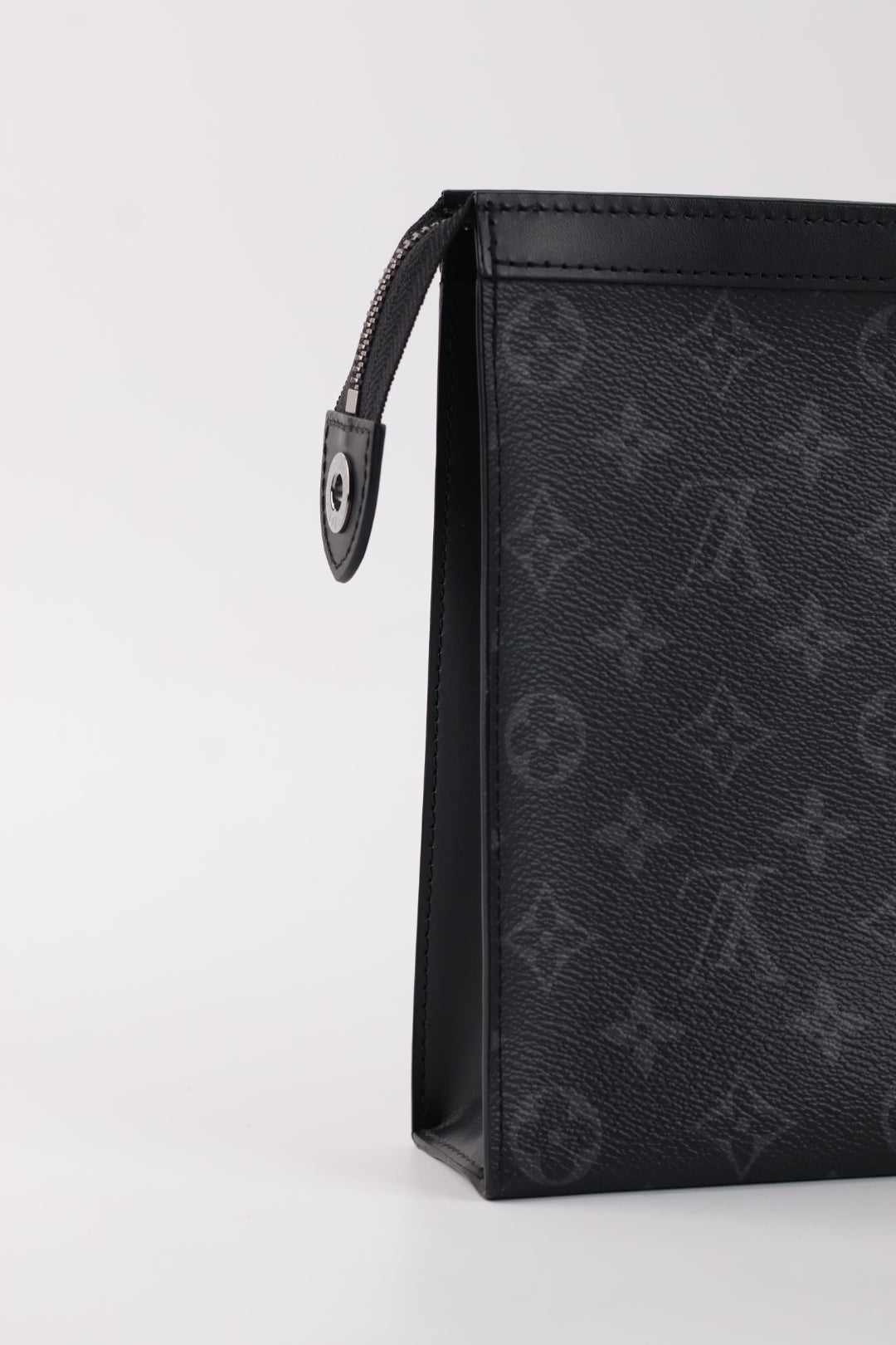 Louis Vuitton Pochette Voyage MM
