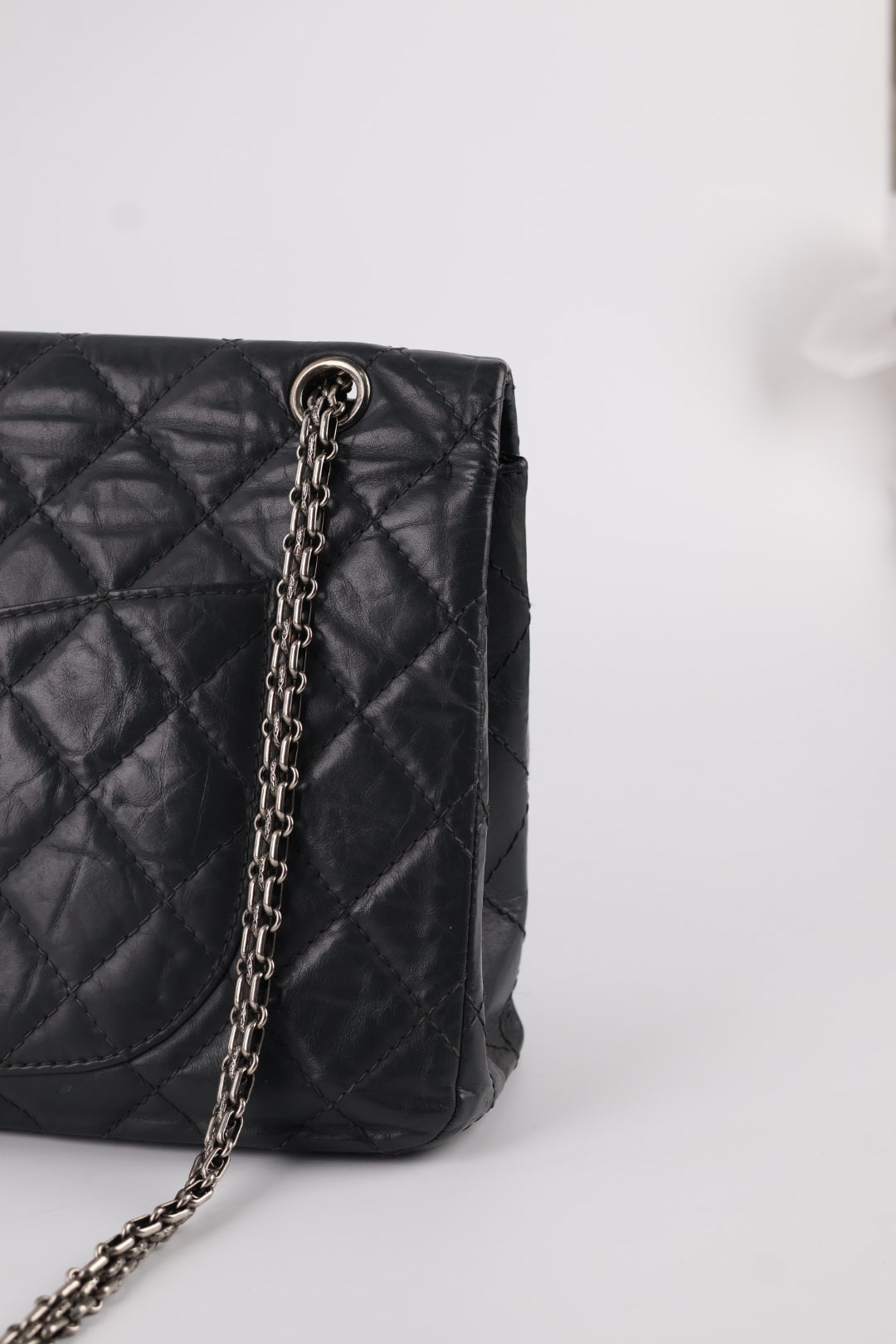 Chanel 2.55 Reissue Grande