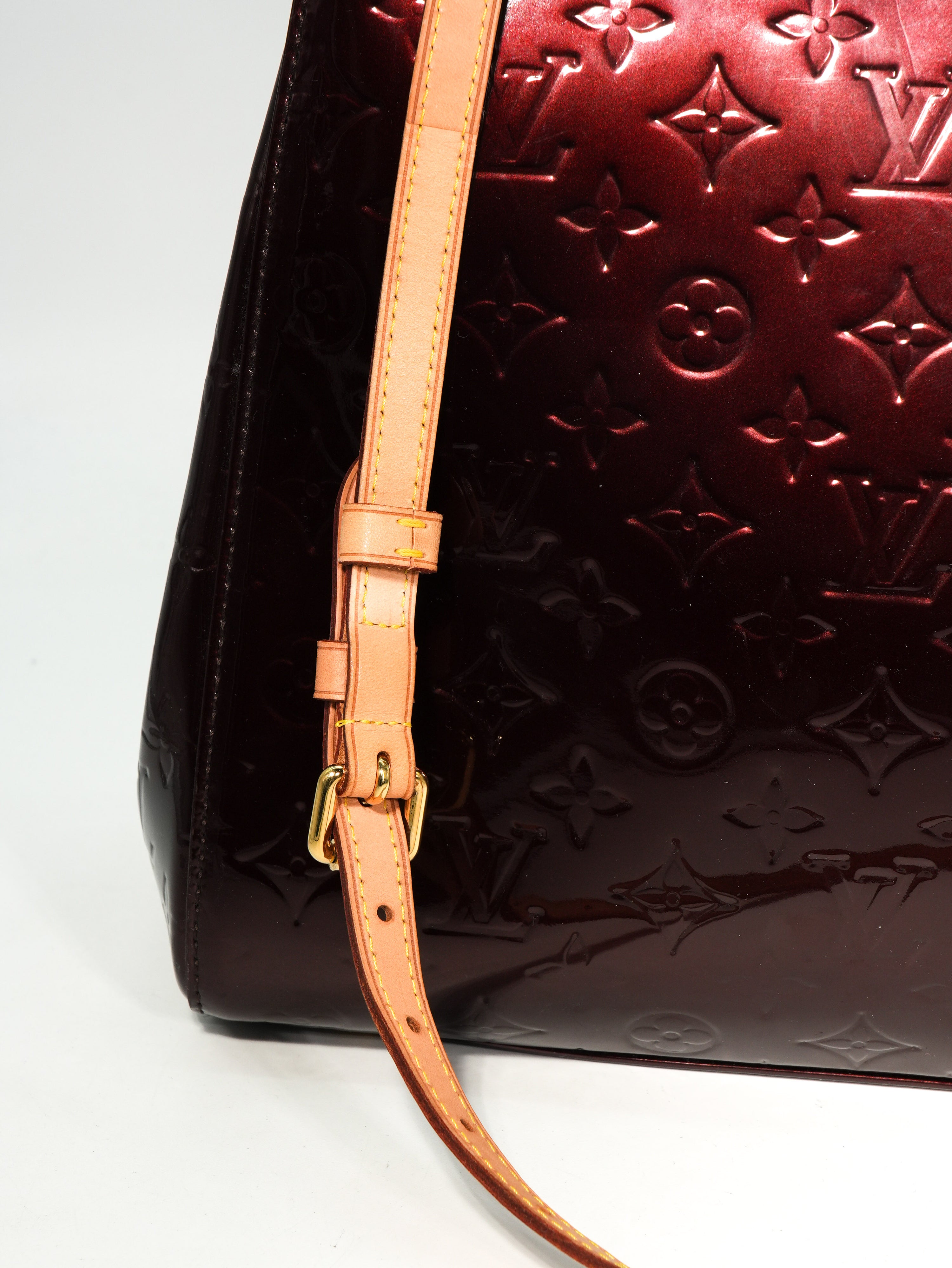 Louis Vuitton Brèa Vernis