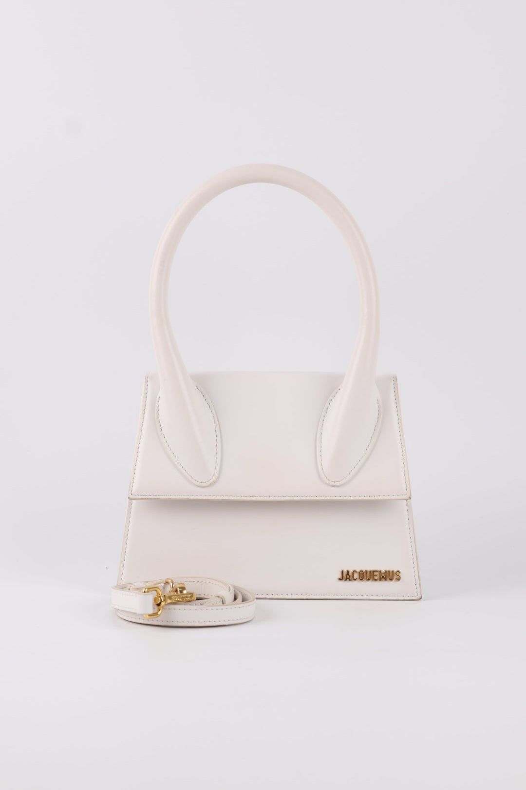 Jacquemus Le Grand Chiquito