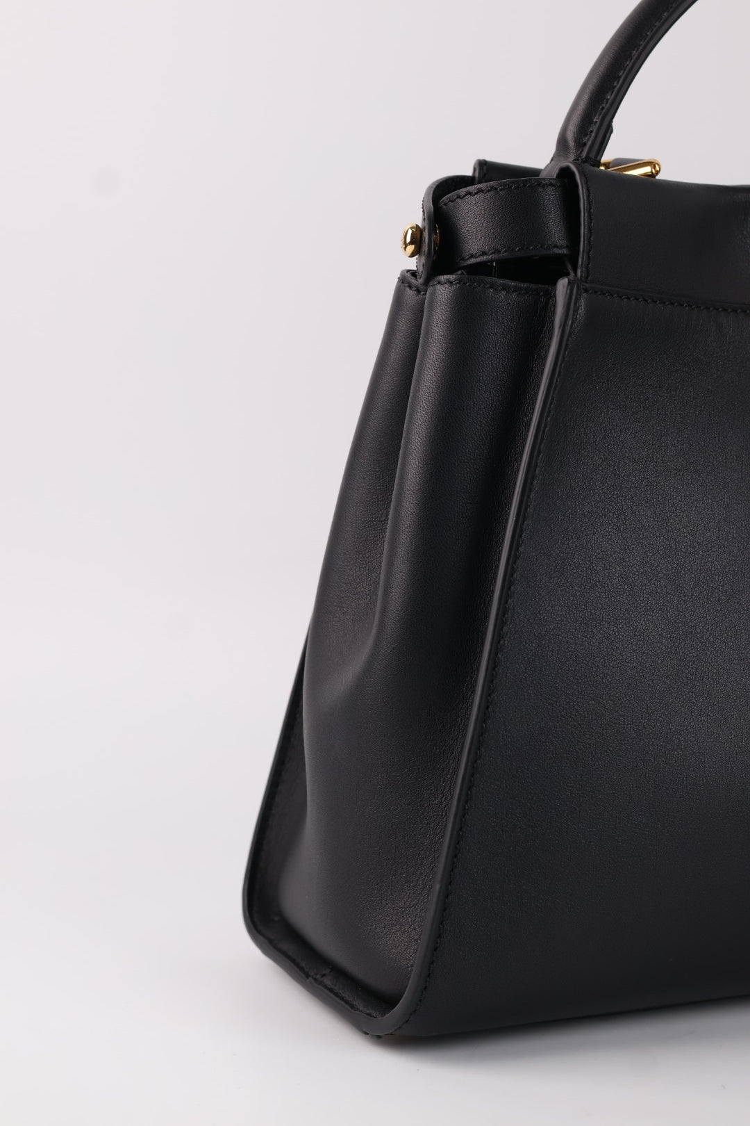 Fendi Peekaboo Media in Pelle