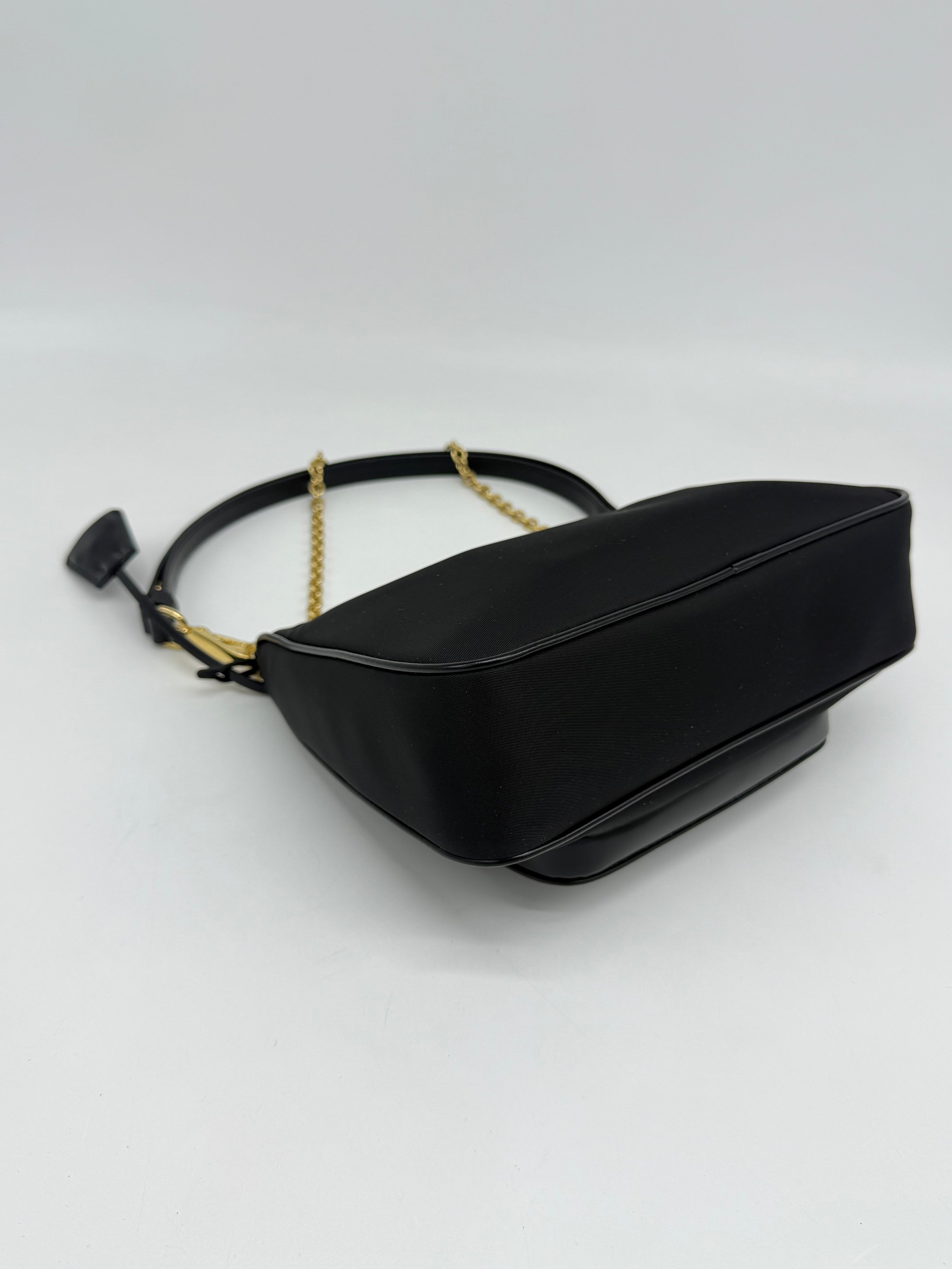 Prada Re-Edition Nylon e Pelle