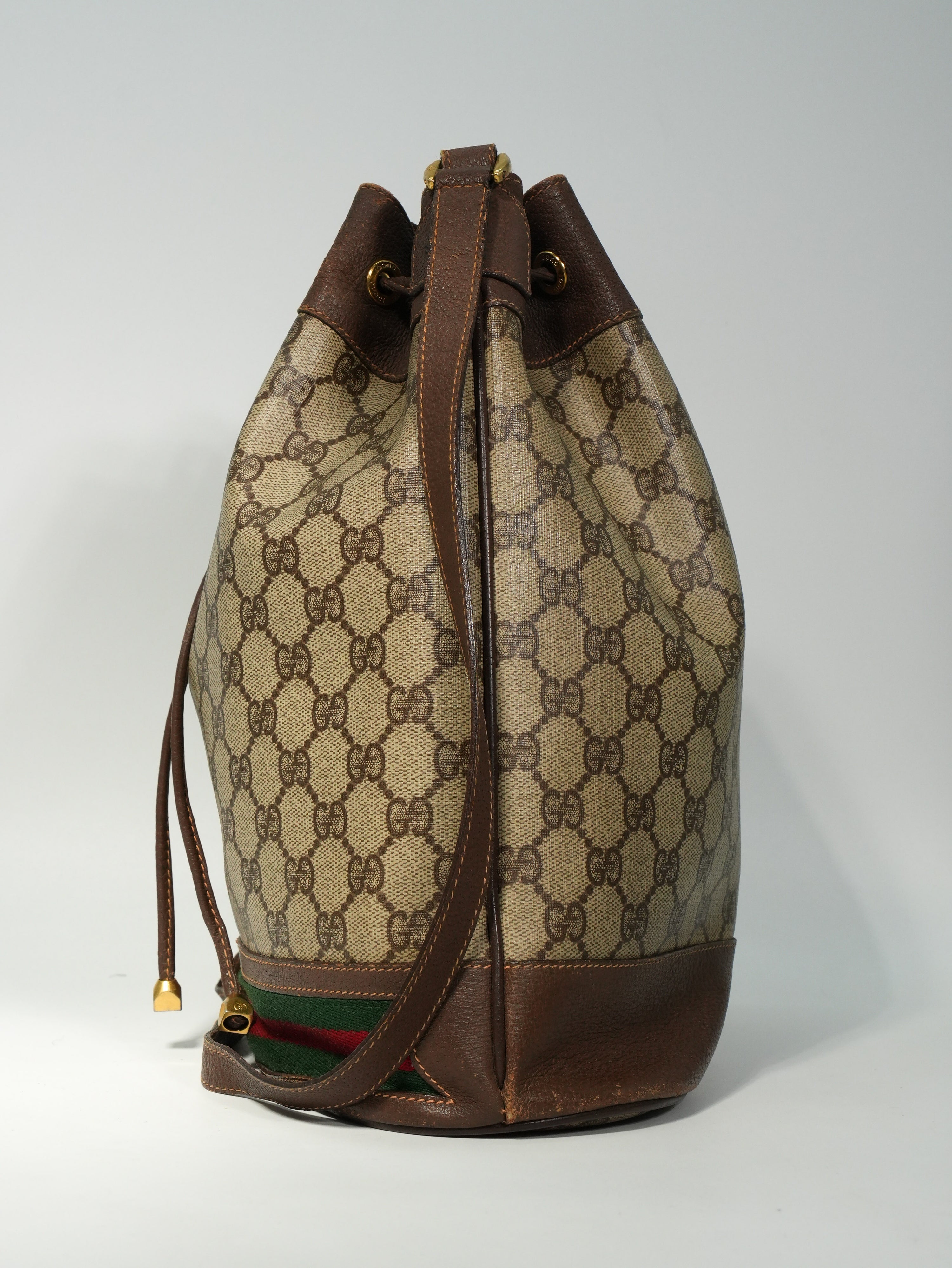 Gucci Bucket GG Supreme Vintage
