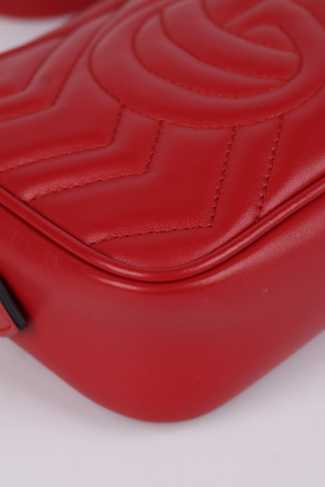 Gucci Mini Marmont Camera Bag