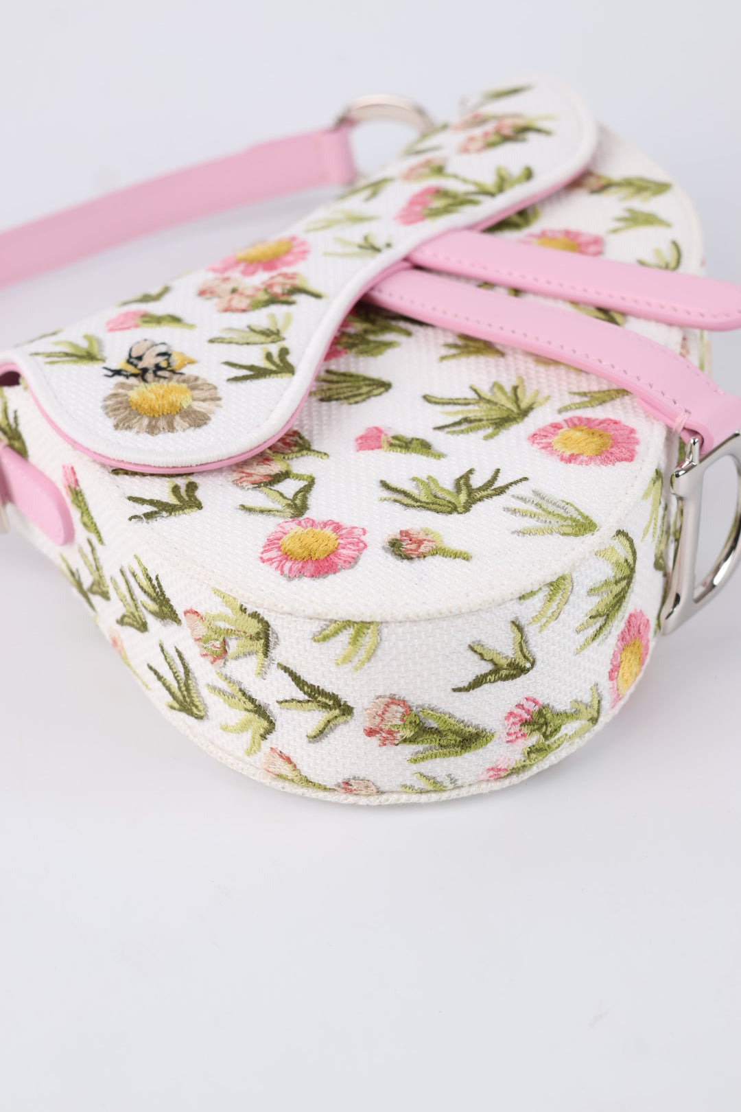 Dior Saddle Piccola Daisy Garden
