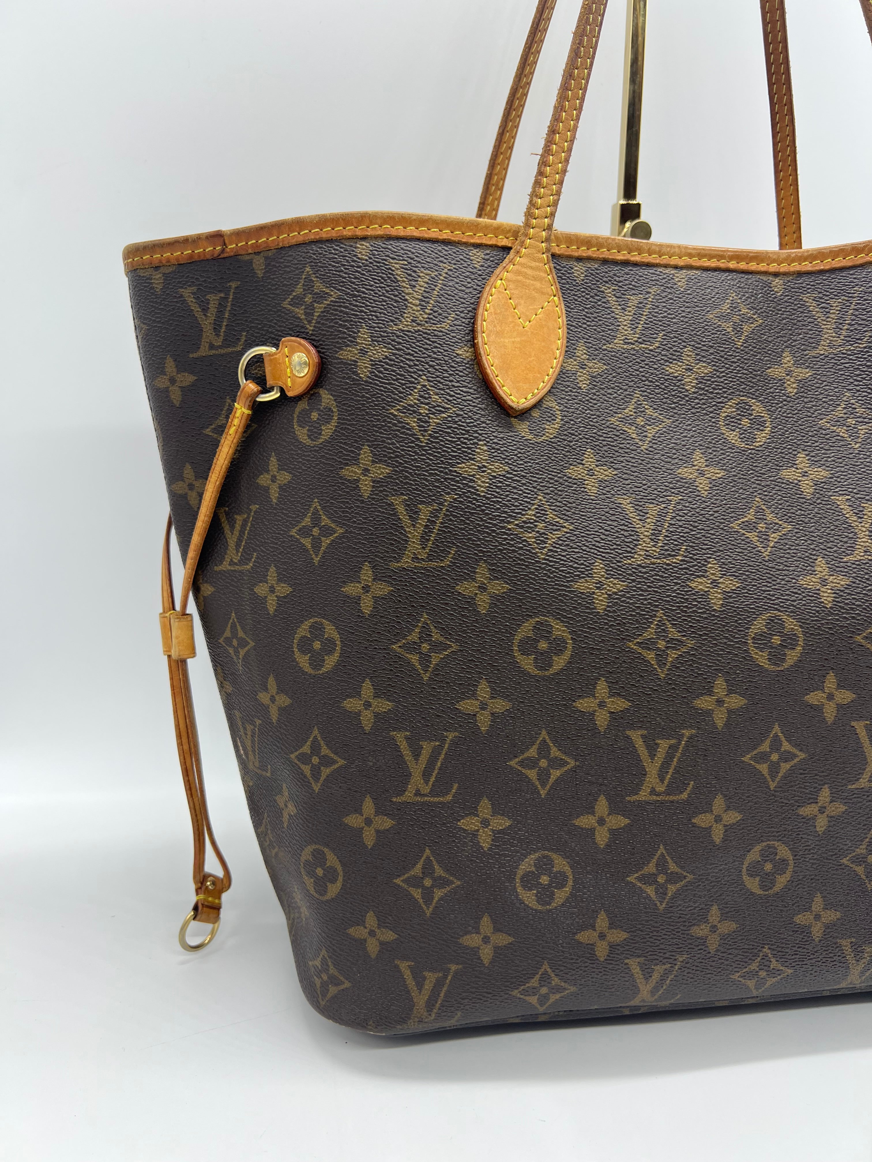 Louis Vuitton Neverfull MM Monogram