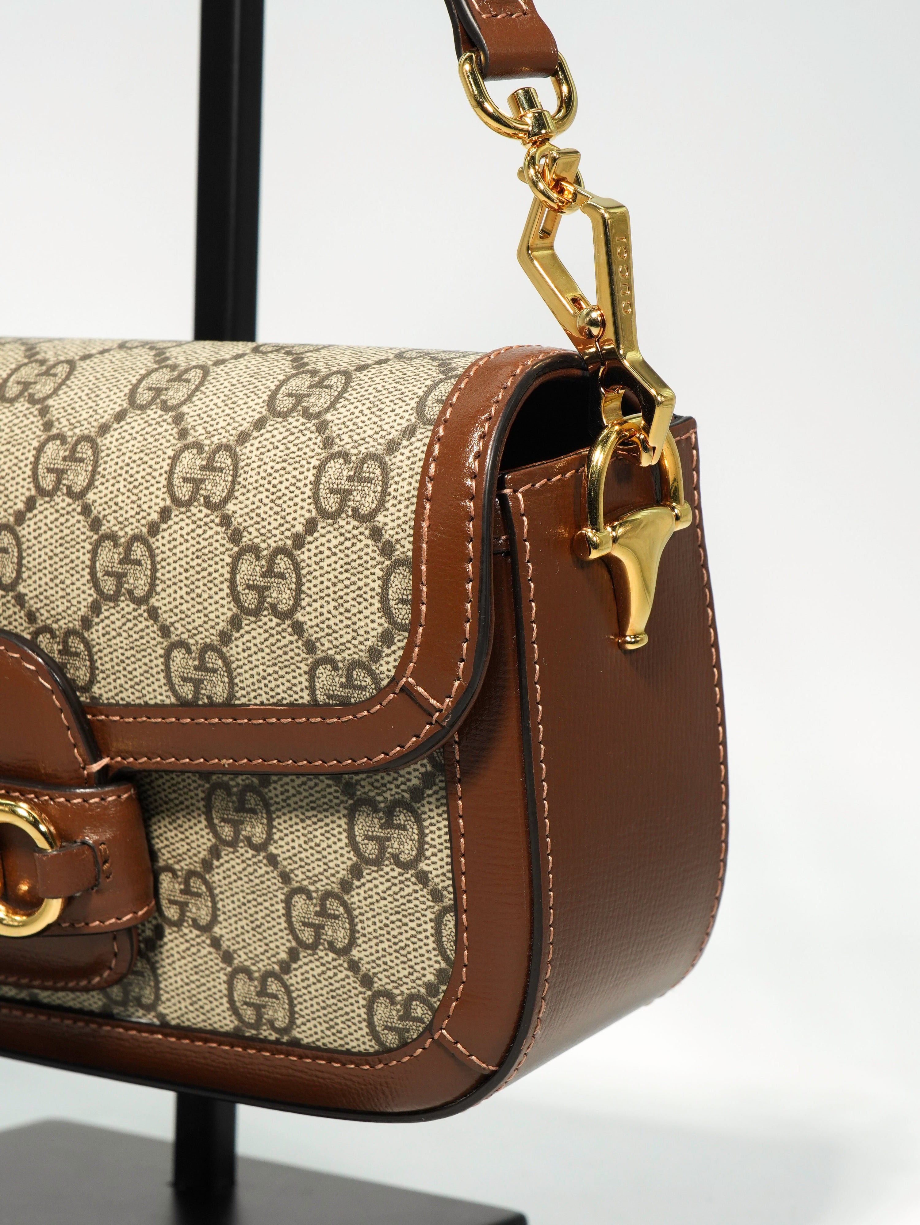 Gucci Horsebit East-West GG Supreme