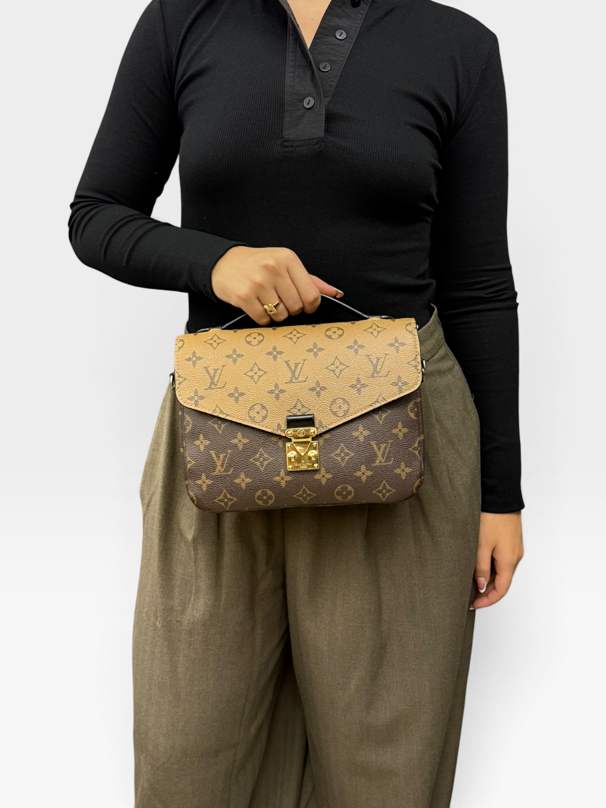 Louis Vuitton Métis Reverse