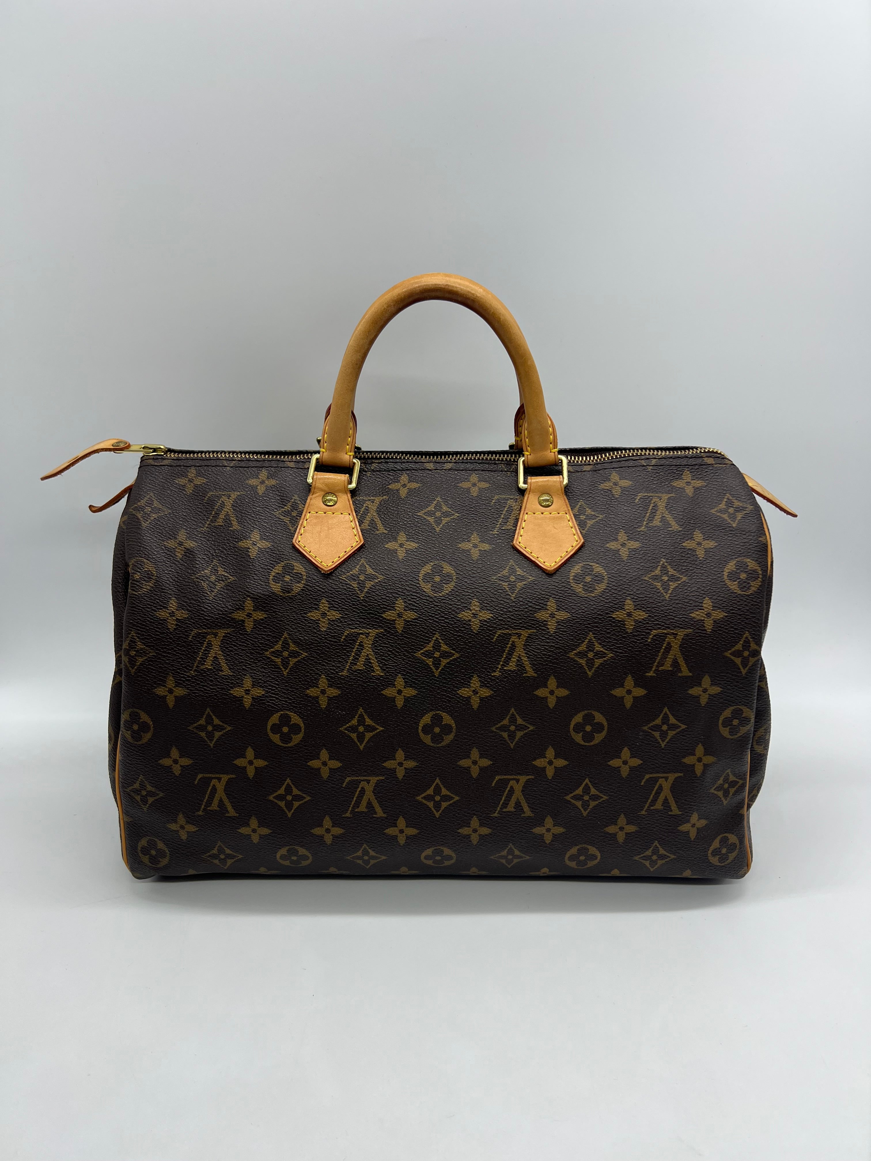 Louis Vuitton Speedy 35 Monogram