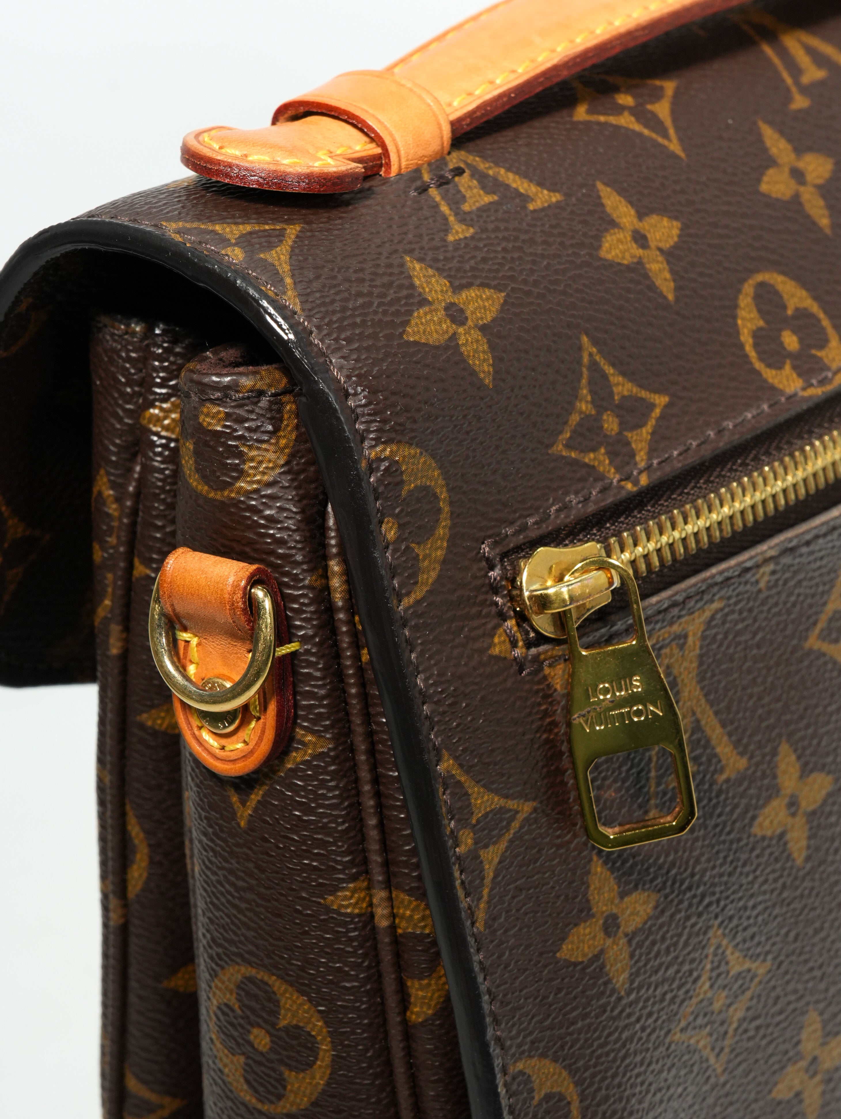 Louis Vuitton Métis Monogram