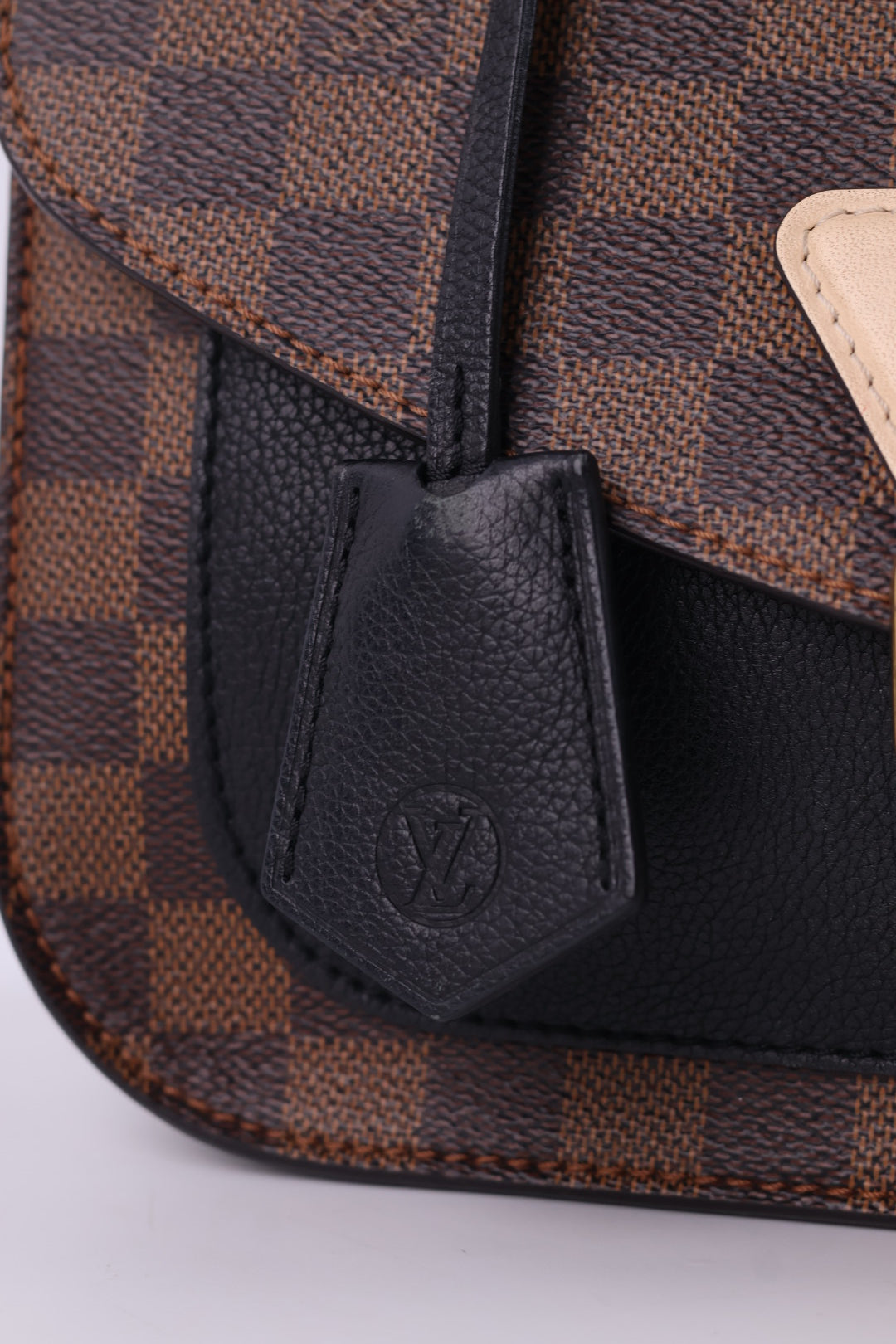 Louis Vuitton Beaumarchais