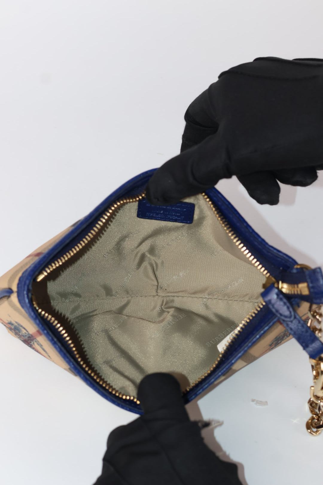 Burberry Chain Pochette Check