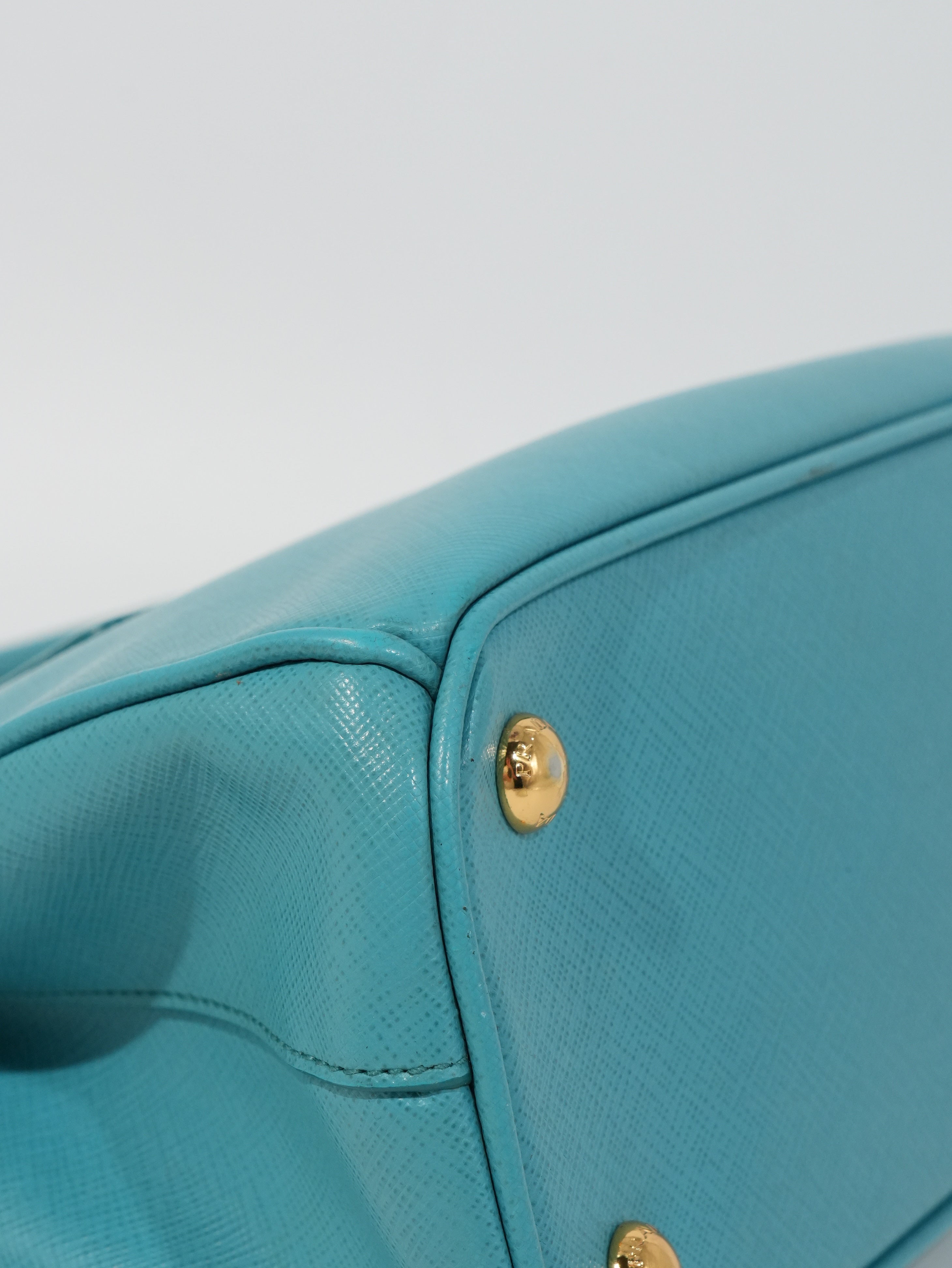 Prada Galleria Small Saffiano