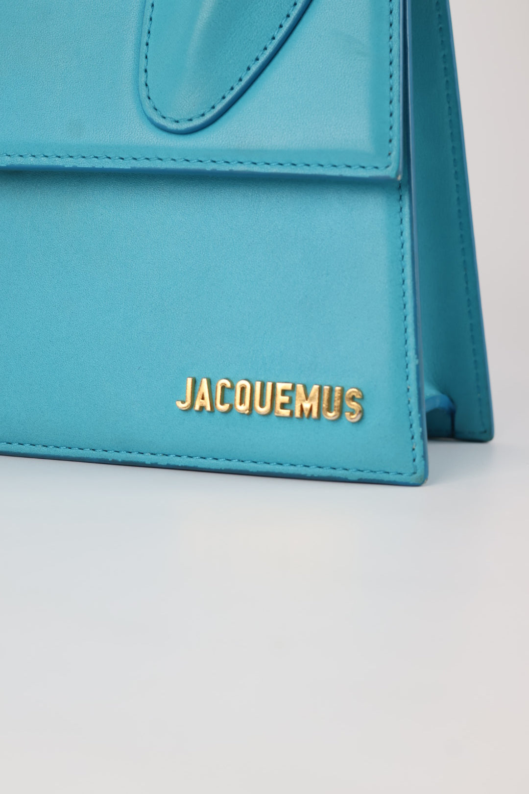 Jacquemus Le Grand Chiquito