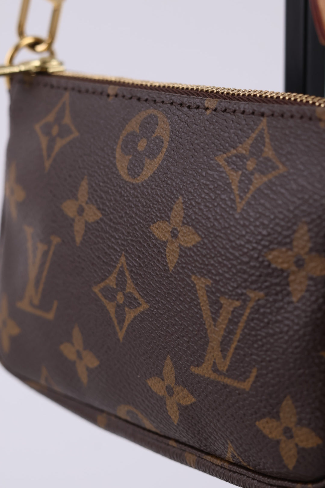 Louis Vuitton Mini Accessoires Monogram
