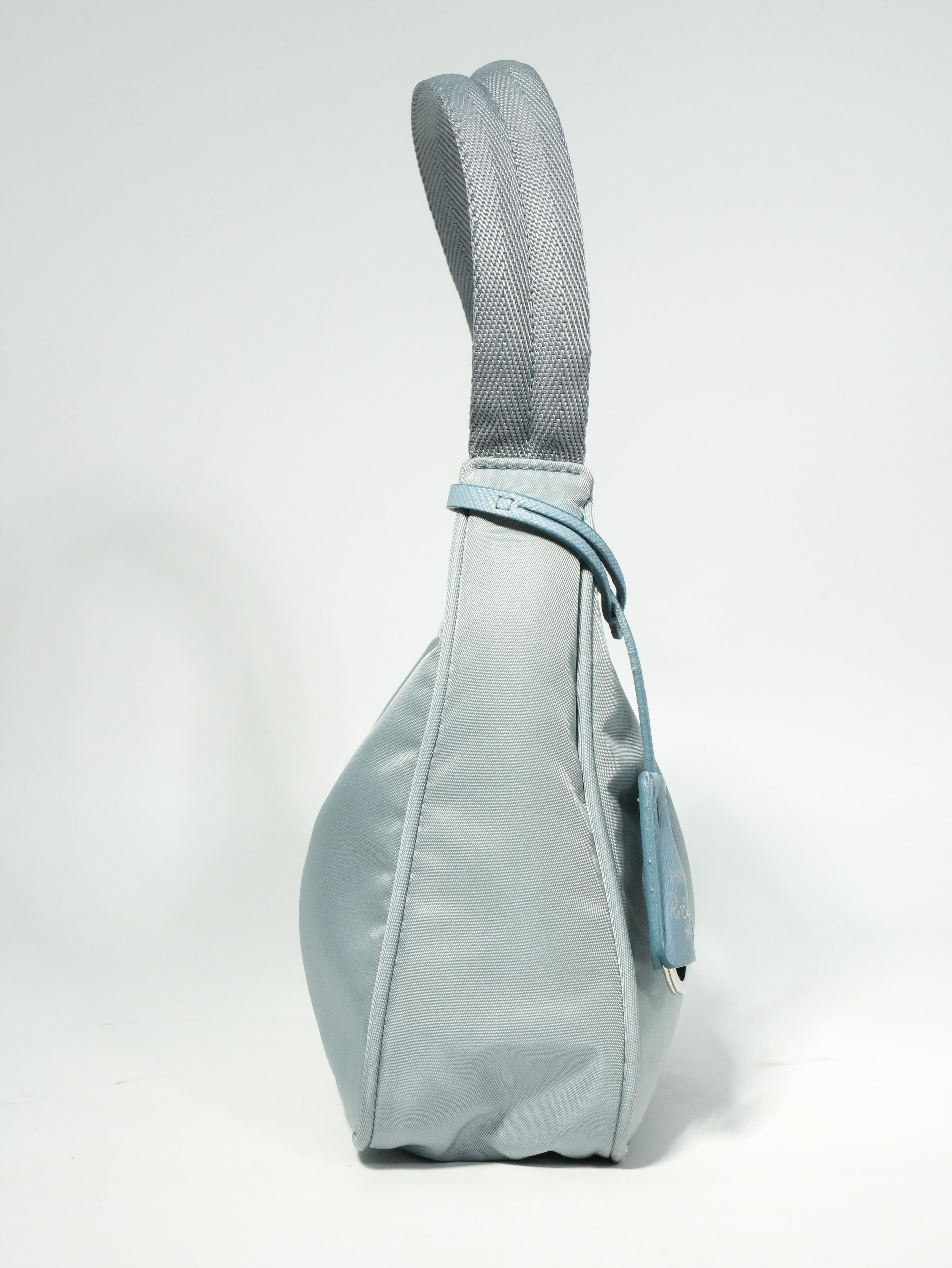 Prada Re-Edition 2000 Nylon