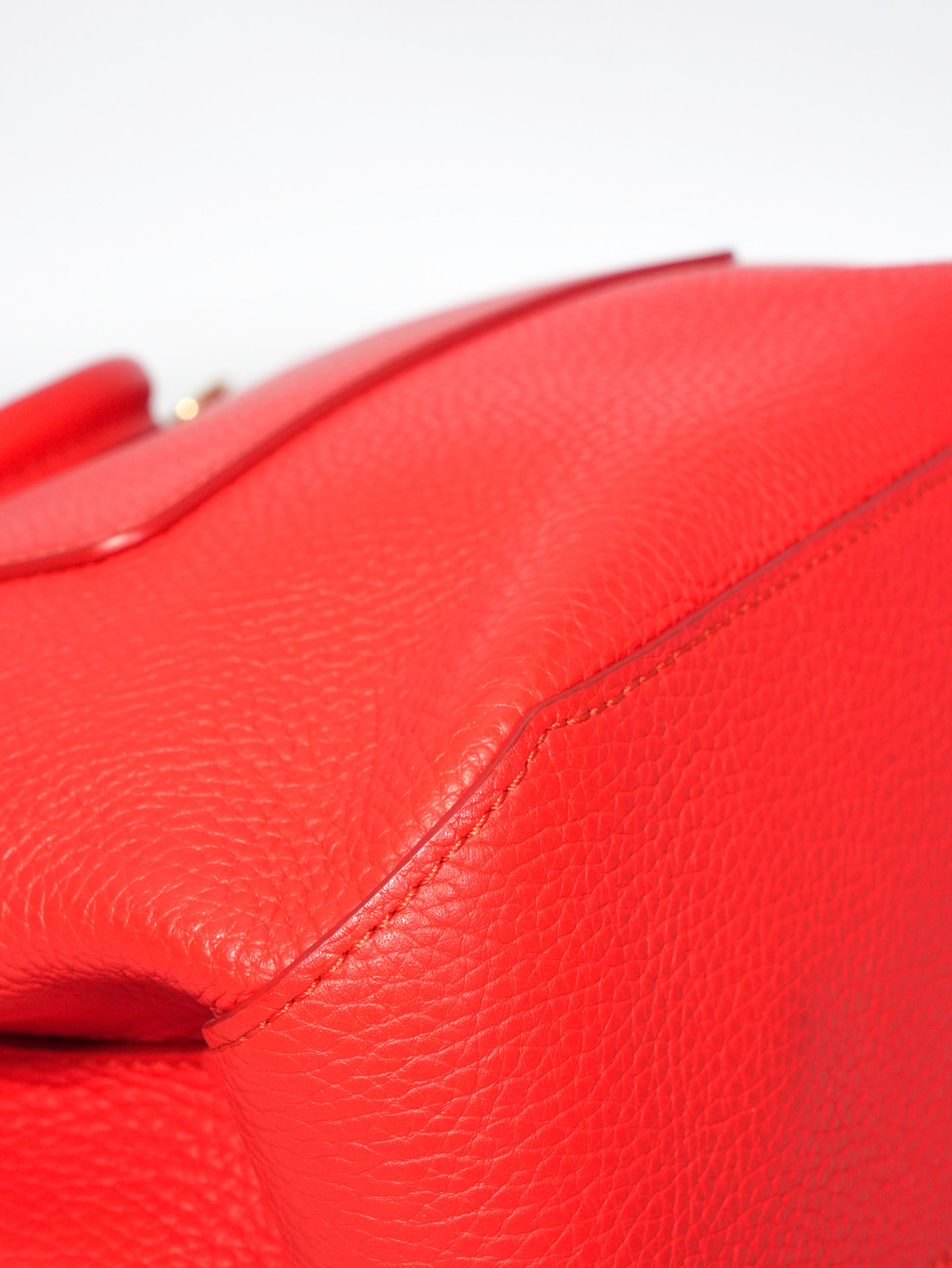 Louis Vuitton Volta Taurillon