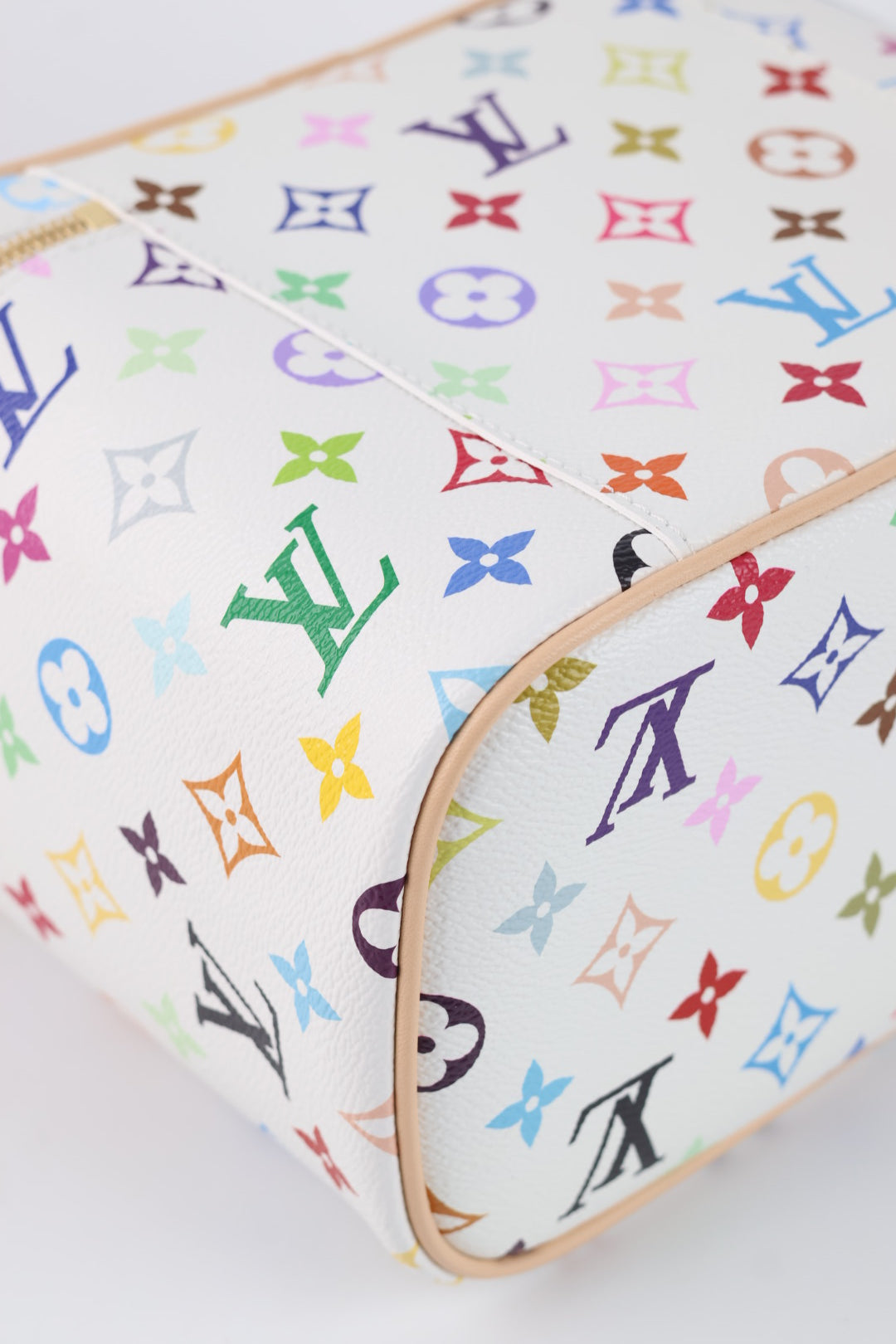 Louis Vuitton Beauty Case Nice BB Murakami