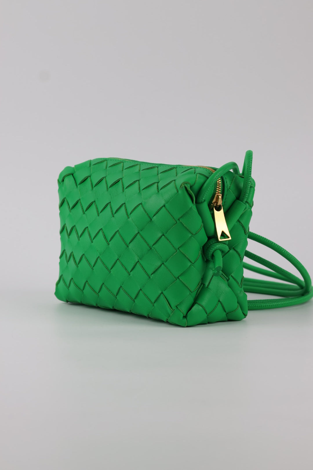 Bottega Veneta Loop in Pelle