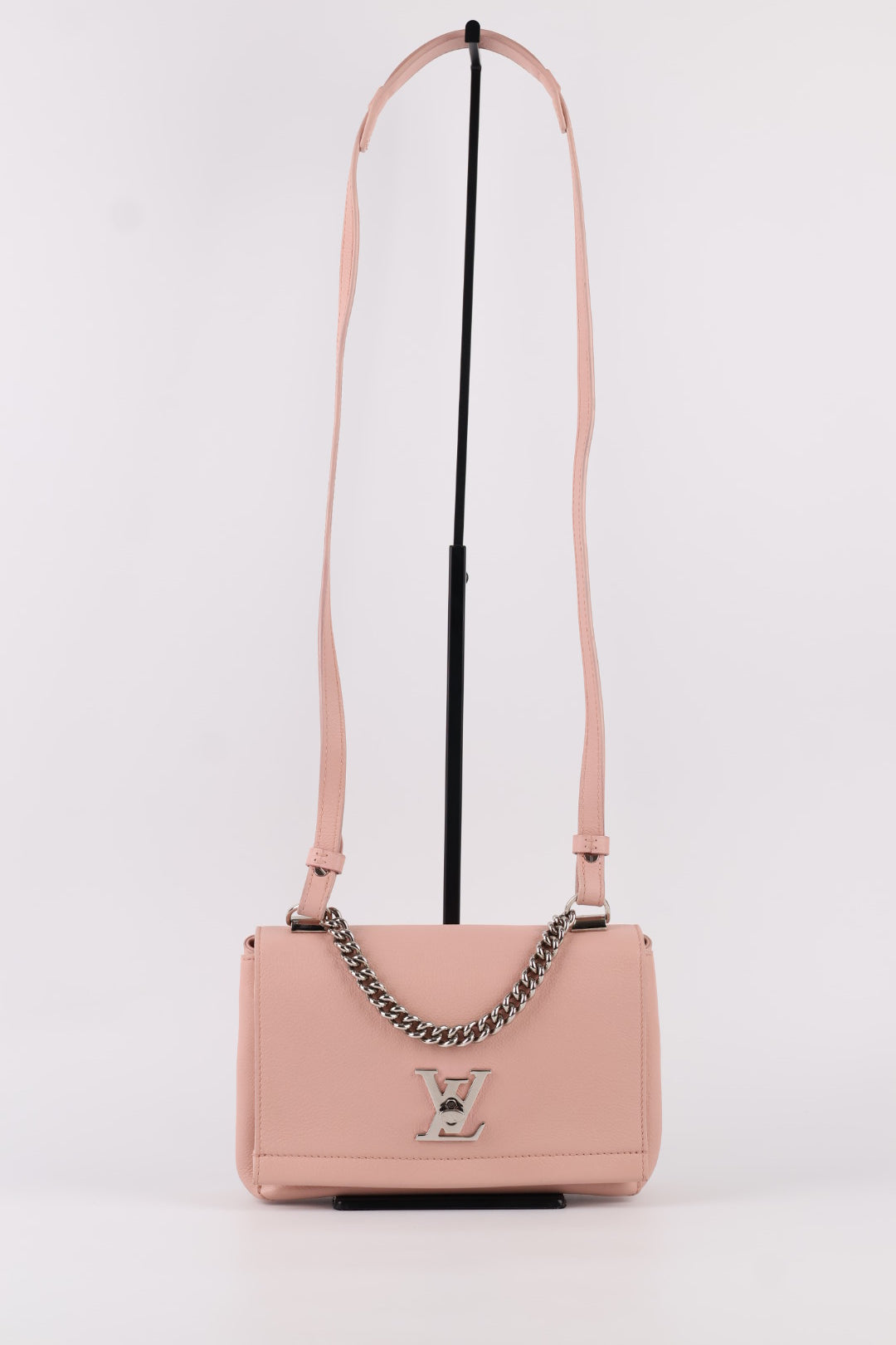 Louis Vuitton Lockme BB