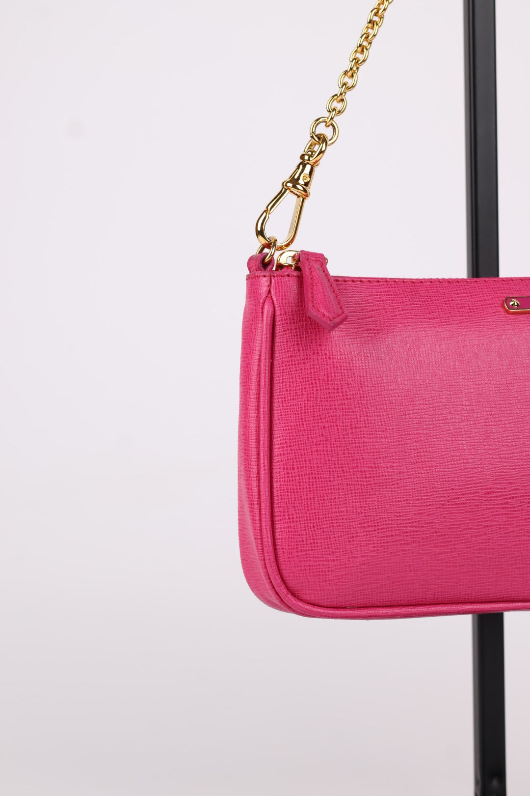 Fendi Chain Pochette in Pelle