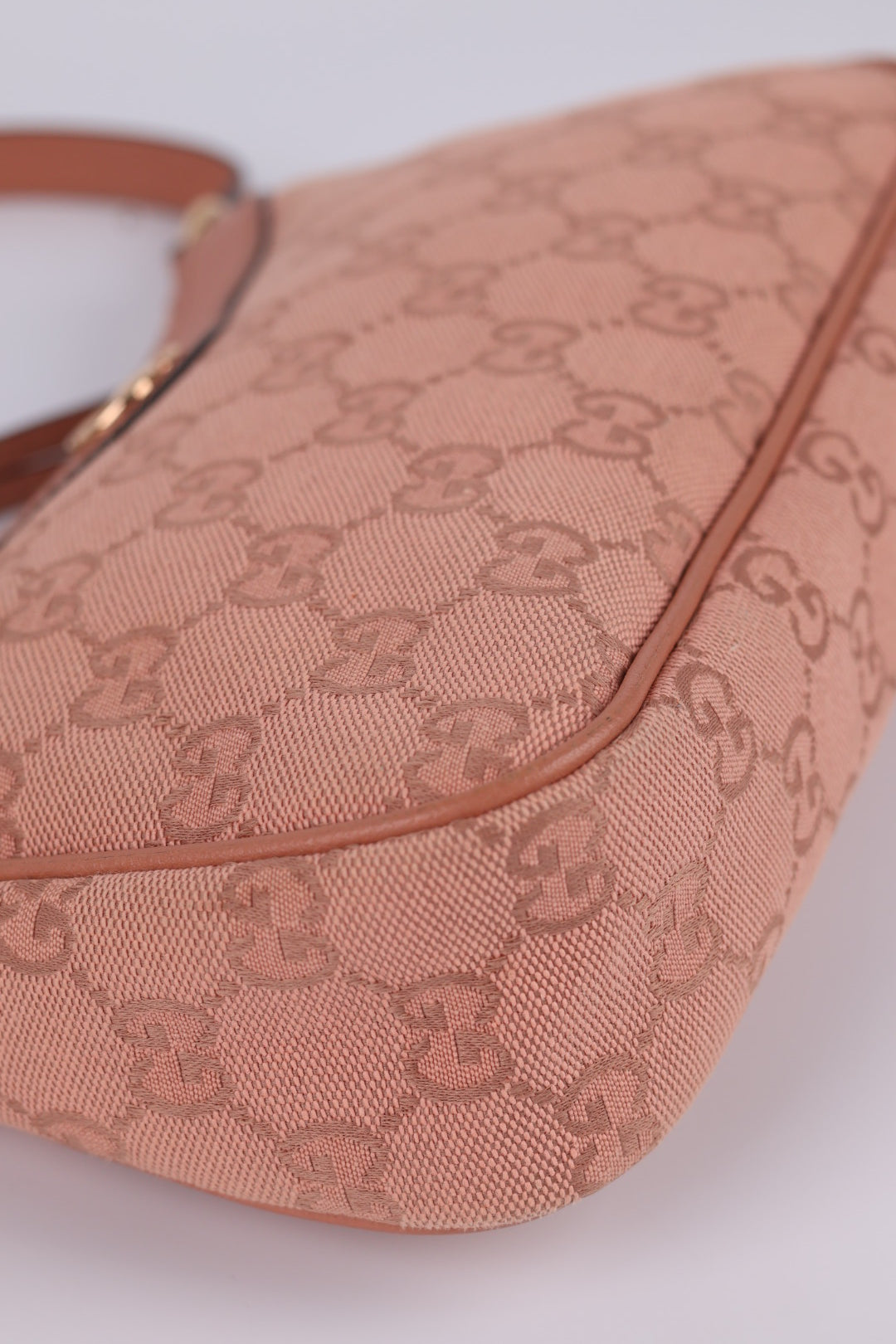 Gucci Ophidia GG Wave