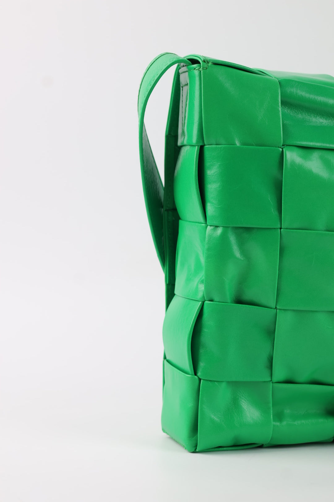 Bottega Veneta Maxi Cassette