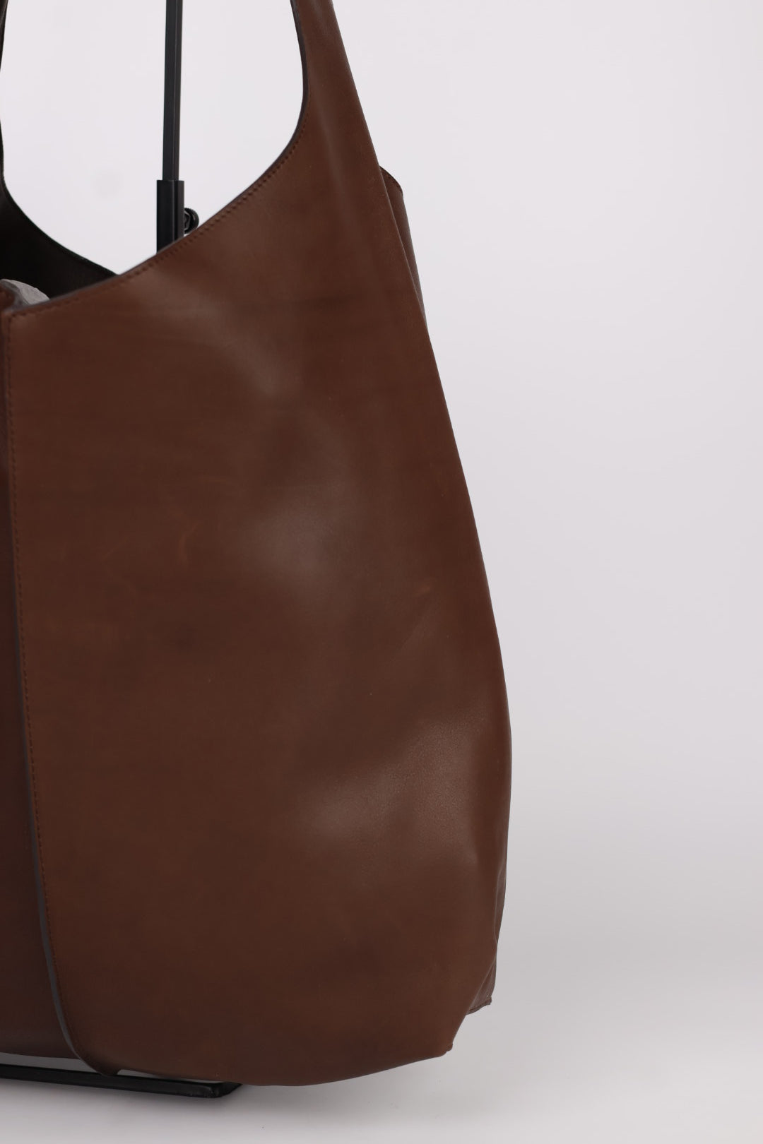 The Row Bindle Stitch in Pelle