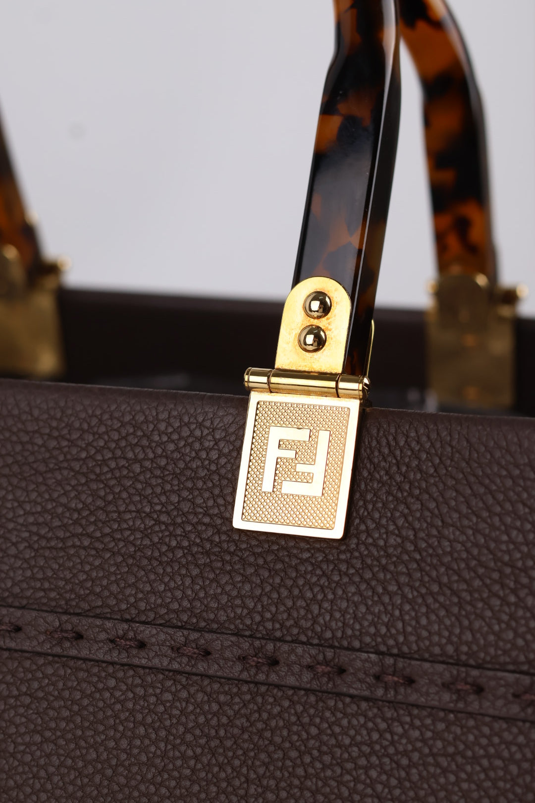 Fendi Sunshine Media in Pelle