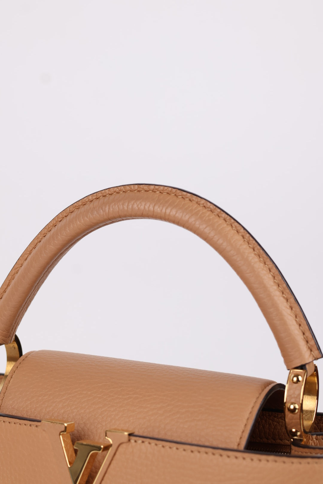 Louis Vuitton Capucines MM Arizona